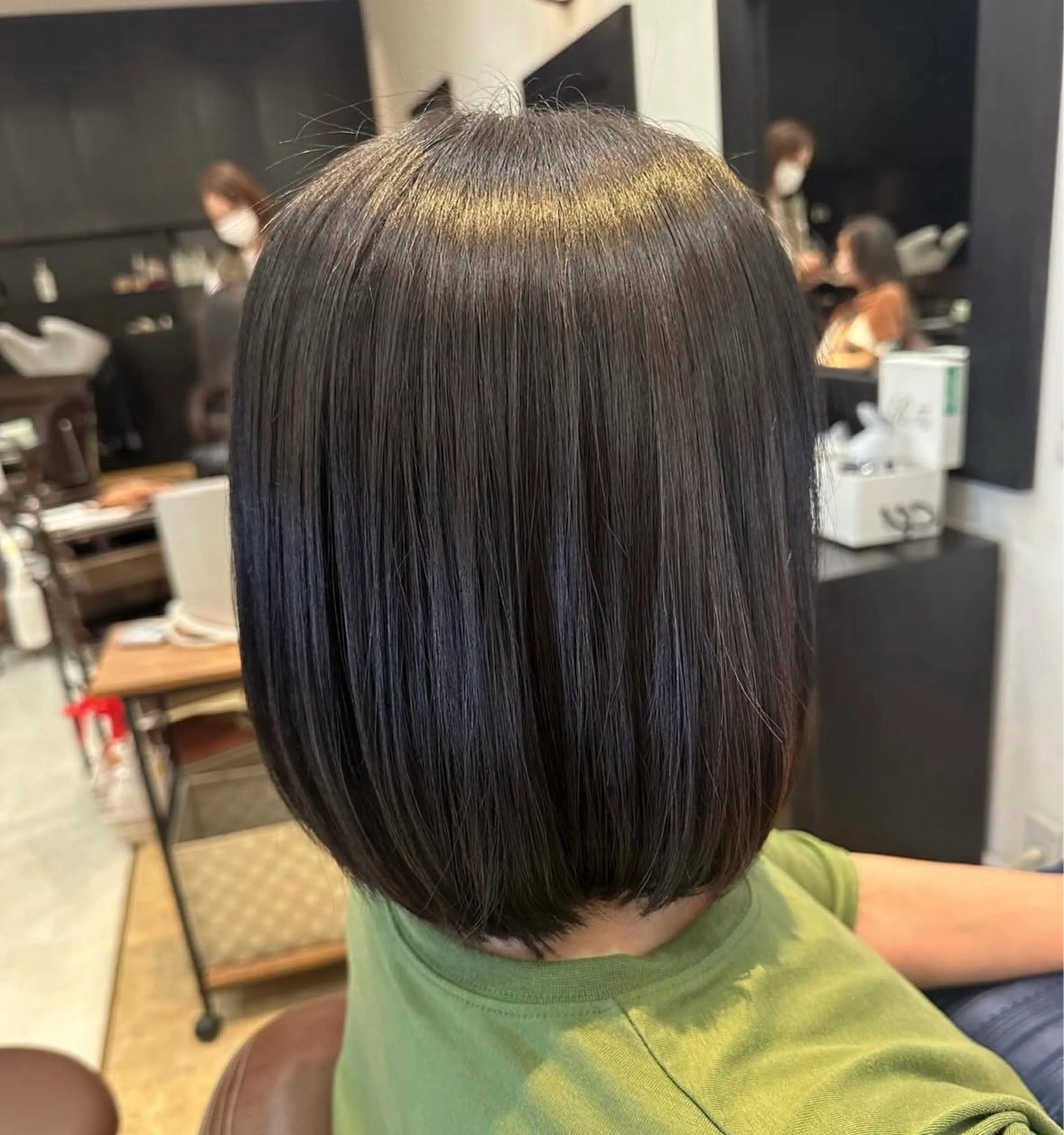 ミディアム カラー 保井 実奈美のヘアスタイル