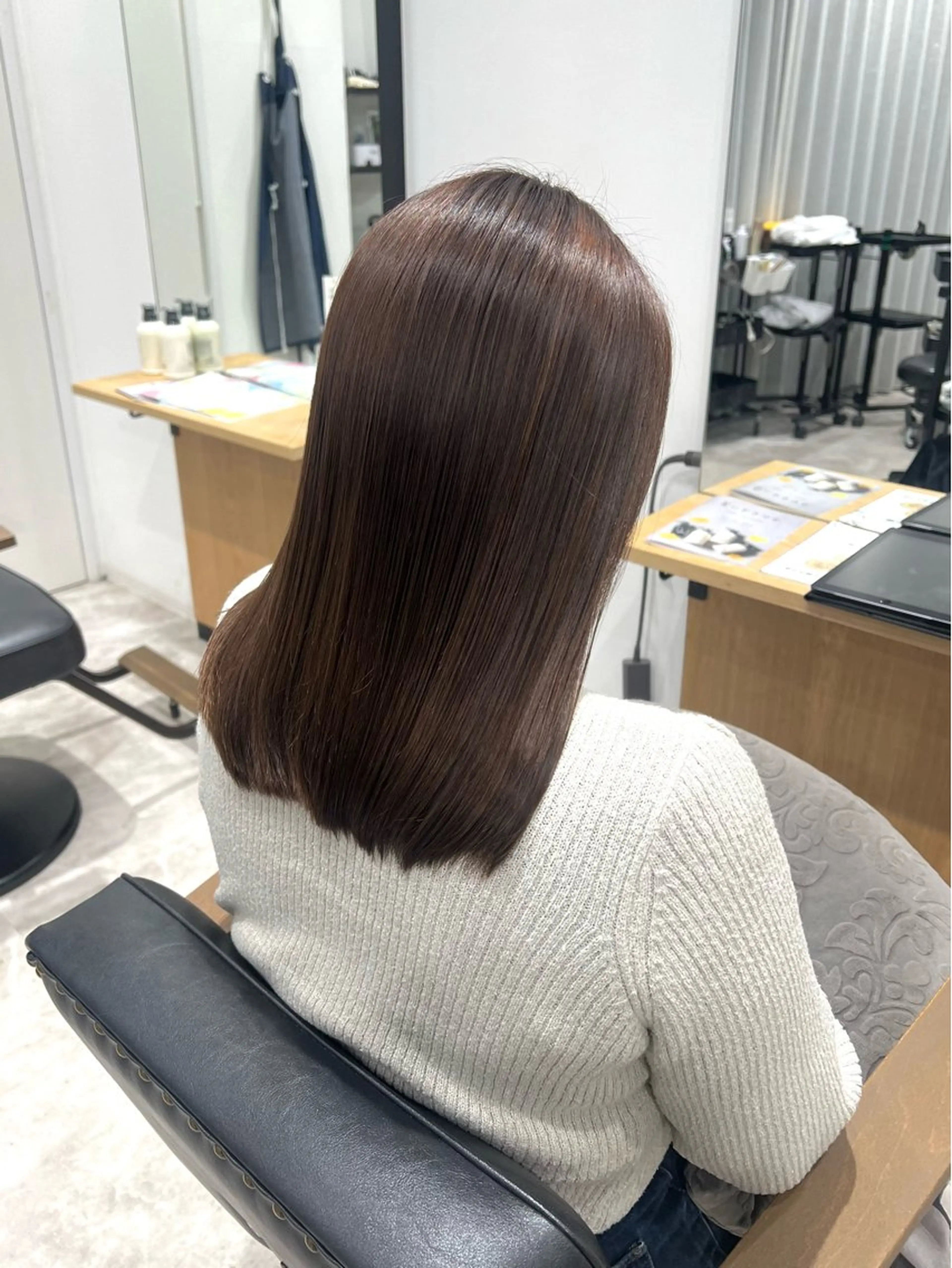 ミディアム 桂 凛華のヘアスタイル