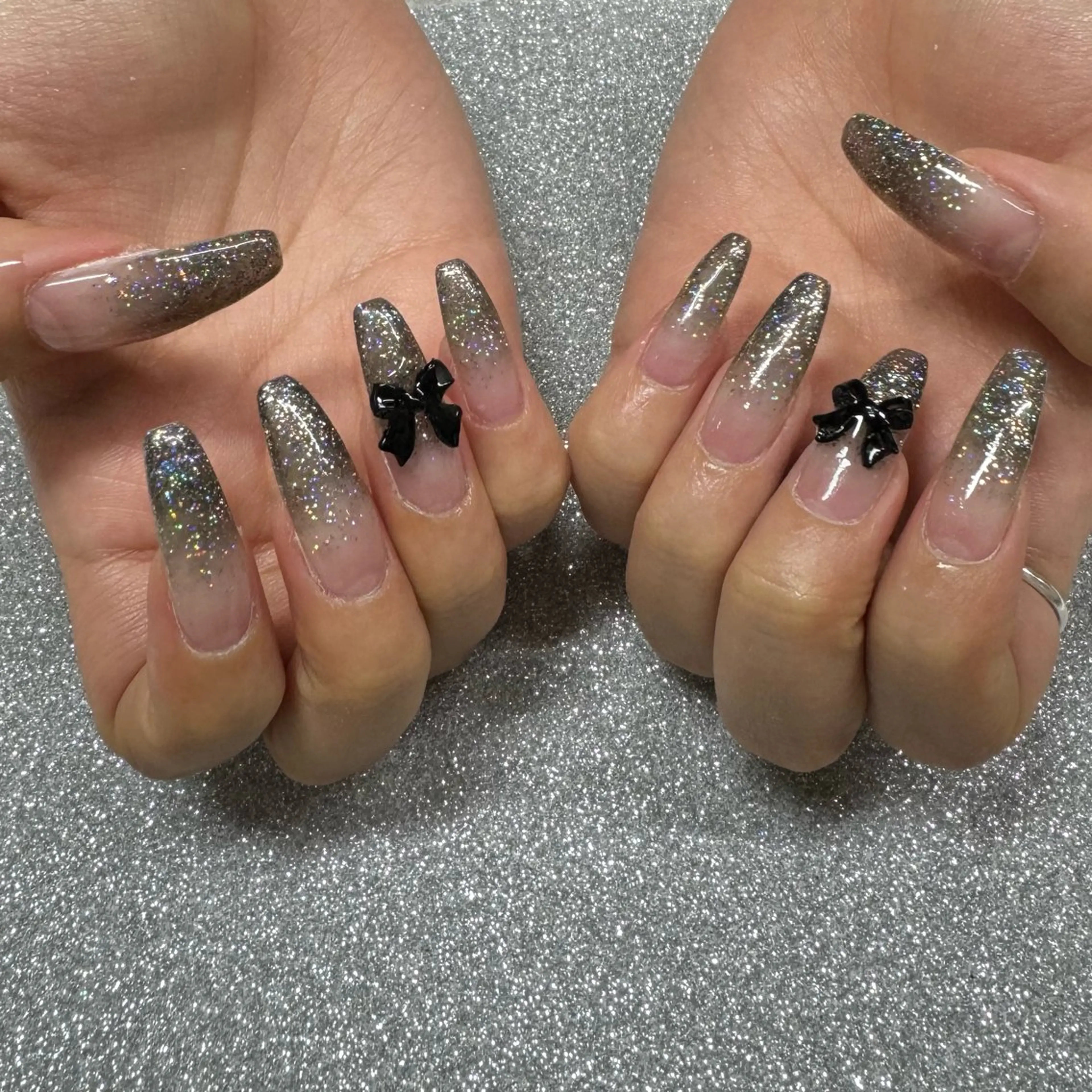 ネイル VIERU 🌈🎀💖のネイルデザイン