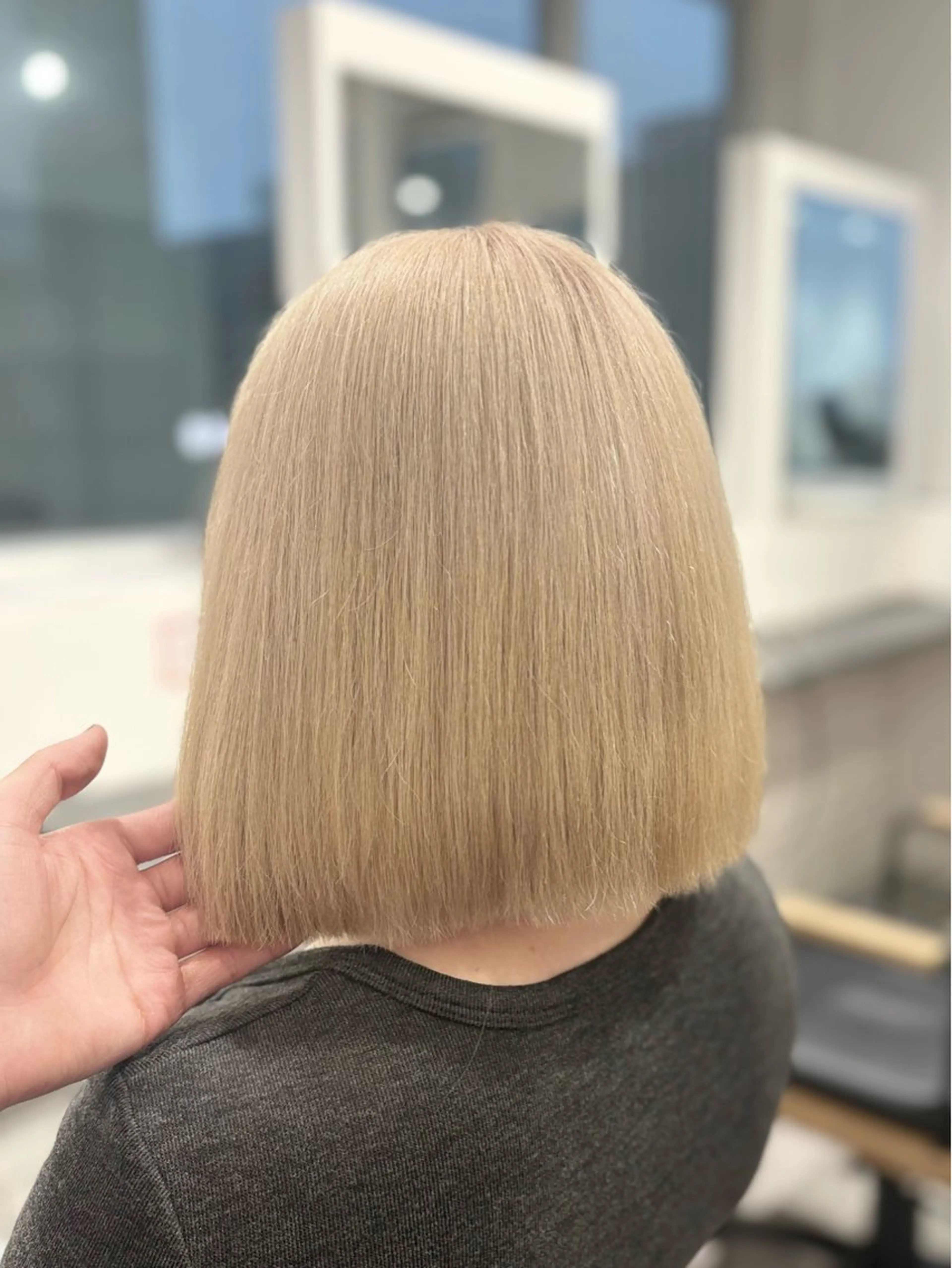 ミディアム カラー ヘアカラー トリートメント GaKu/ハイトーン /ブリーチ/レイヤーのヘアスタイル