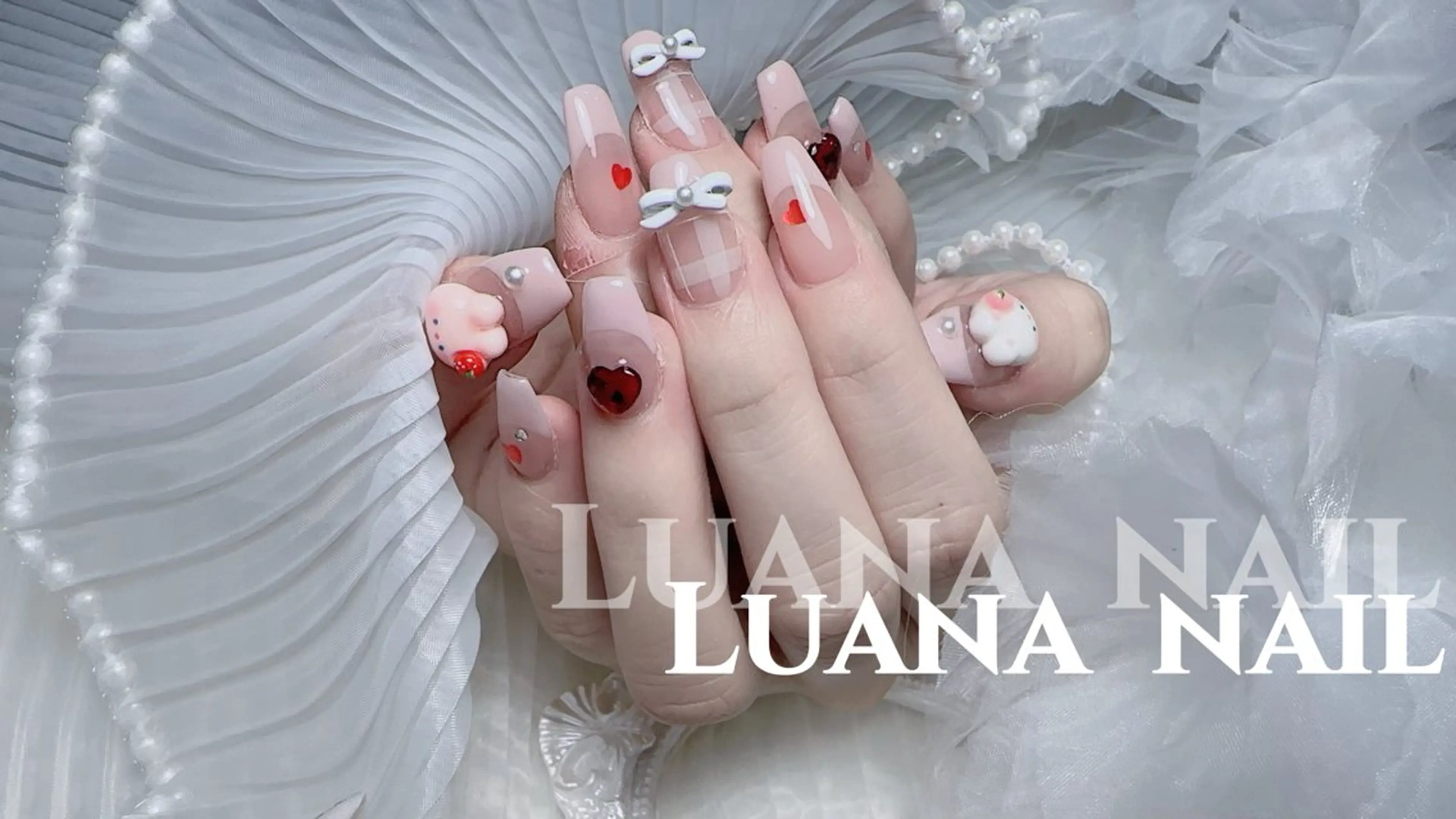 ハンドチップ長さ出し➕持ち込みデザイン、パーツ、ストーンつけ放題(オフ込みデザイン90分)の写真