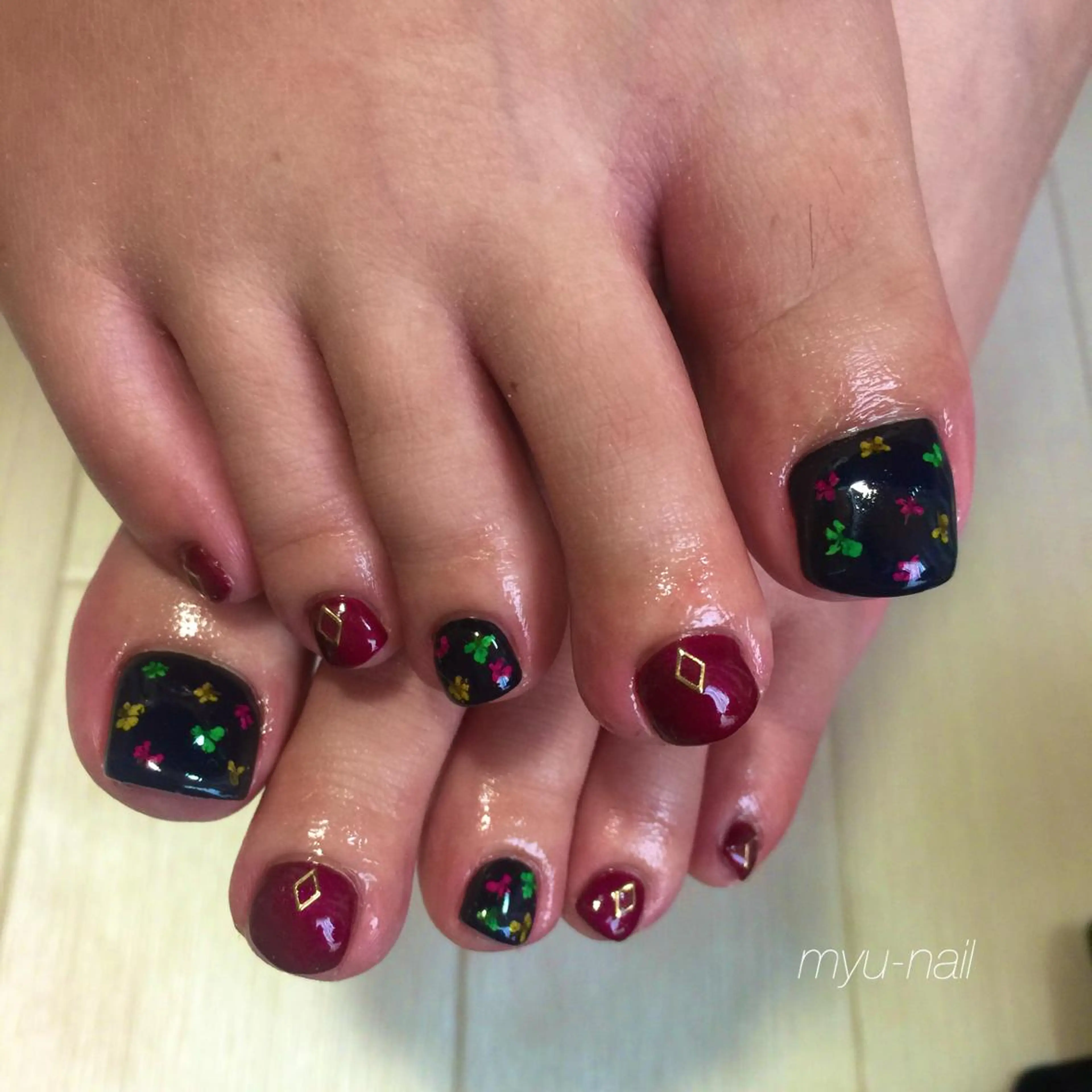 ネイル フットネイル ジェルネイル ホームサロン myu-nailのネイルデザイン