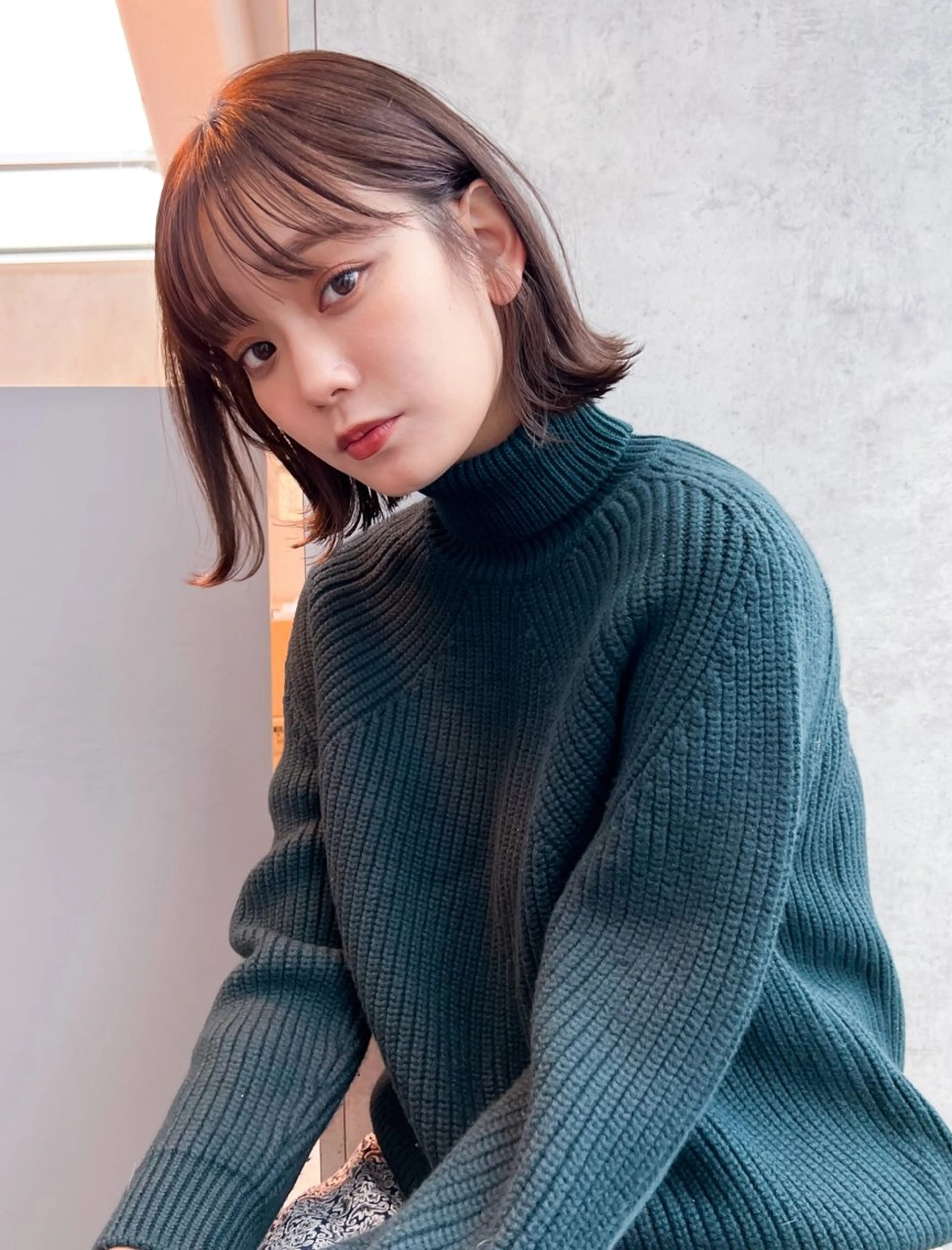 ミディアム ボブ カット ヘアカラー トリートメント ヘアセット 艶感カラー/縮毛矯正 髪質改善/三ツ木一生のヘアスタイル