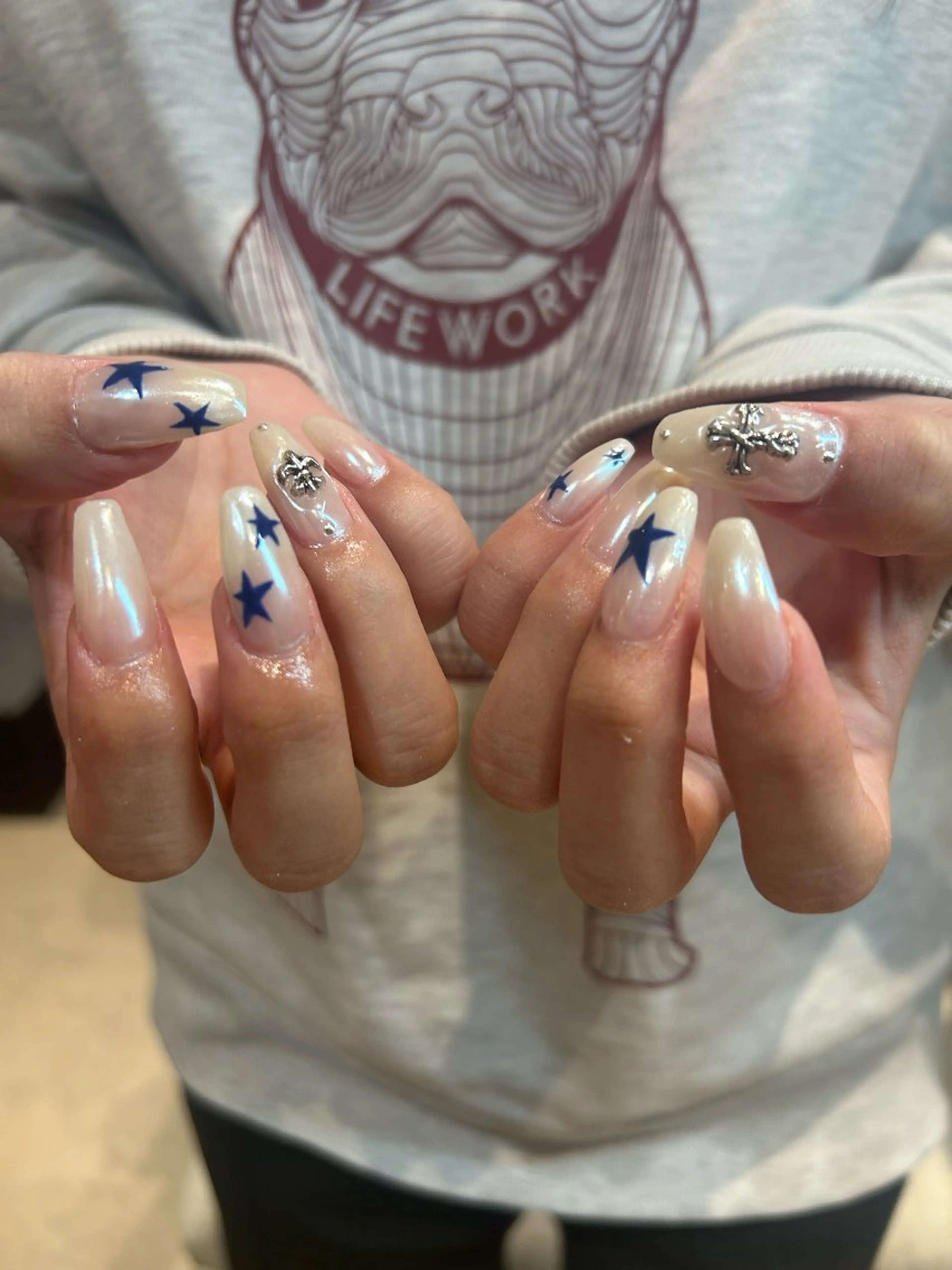 ネイル ハンドネイル ハンドケア 韓国風🤍 イワサキ　リコ🍒のヘアスタイル