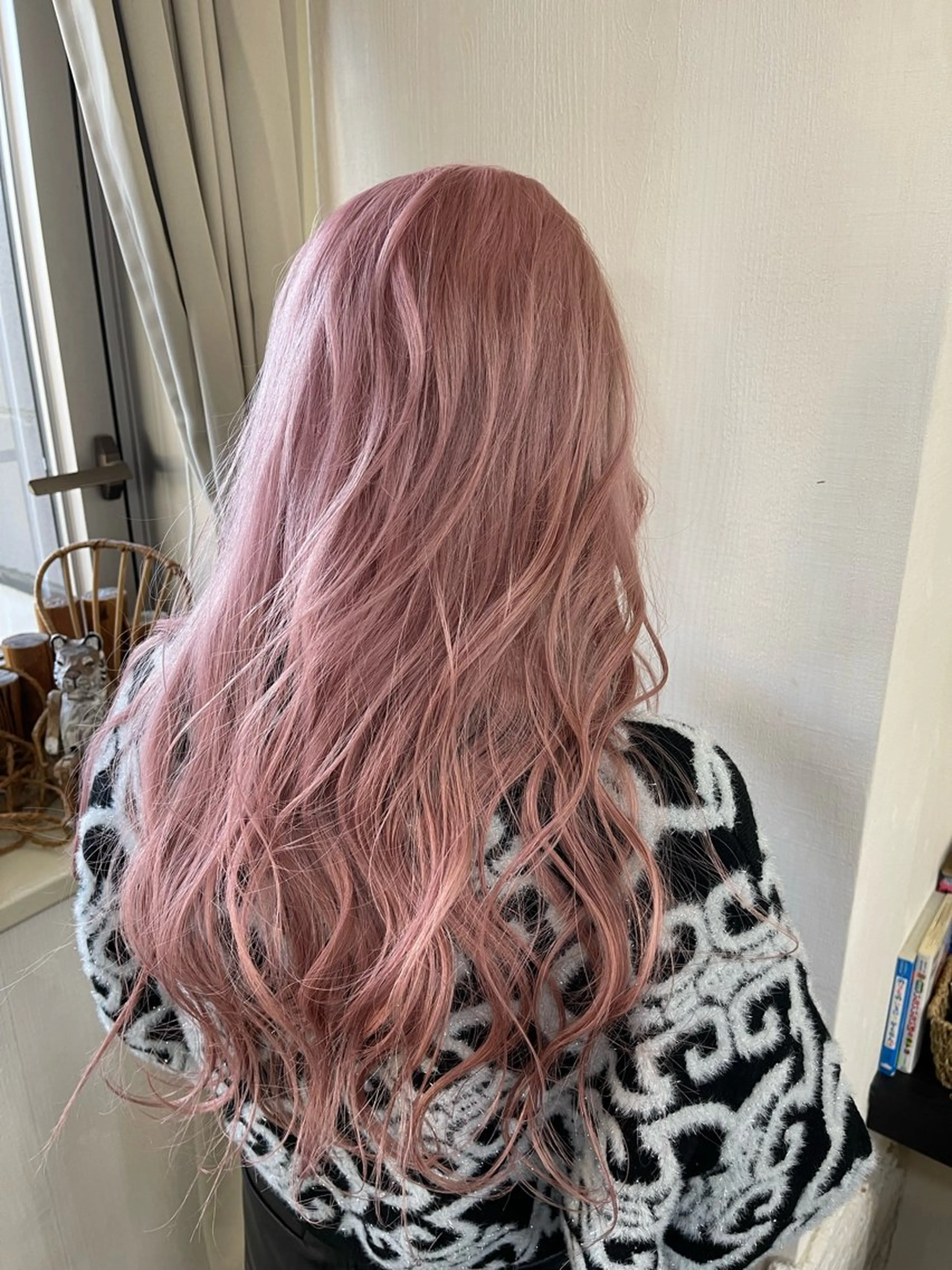 ロング カラー ブリーチ ピンクカラー ホワイトピンク ヘアカラー トリートメント ANDIAMO SAKAE✩楓のヘアスタイル