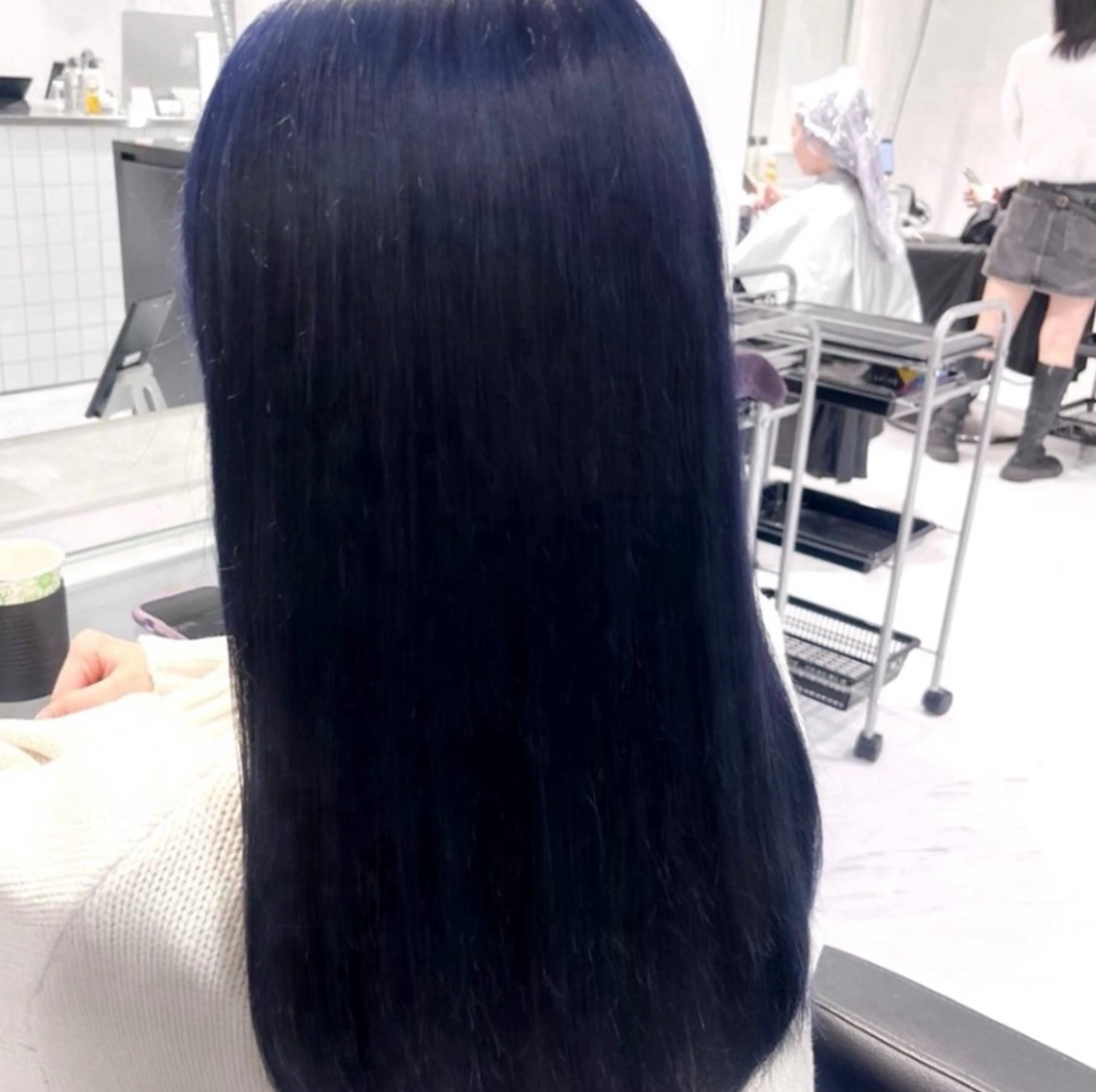 ロング カラー 🫧うる艶トレンド 🫧透明感カラーのヘアスタイル