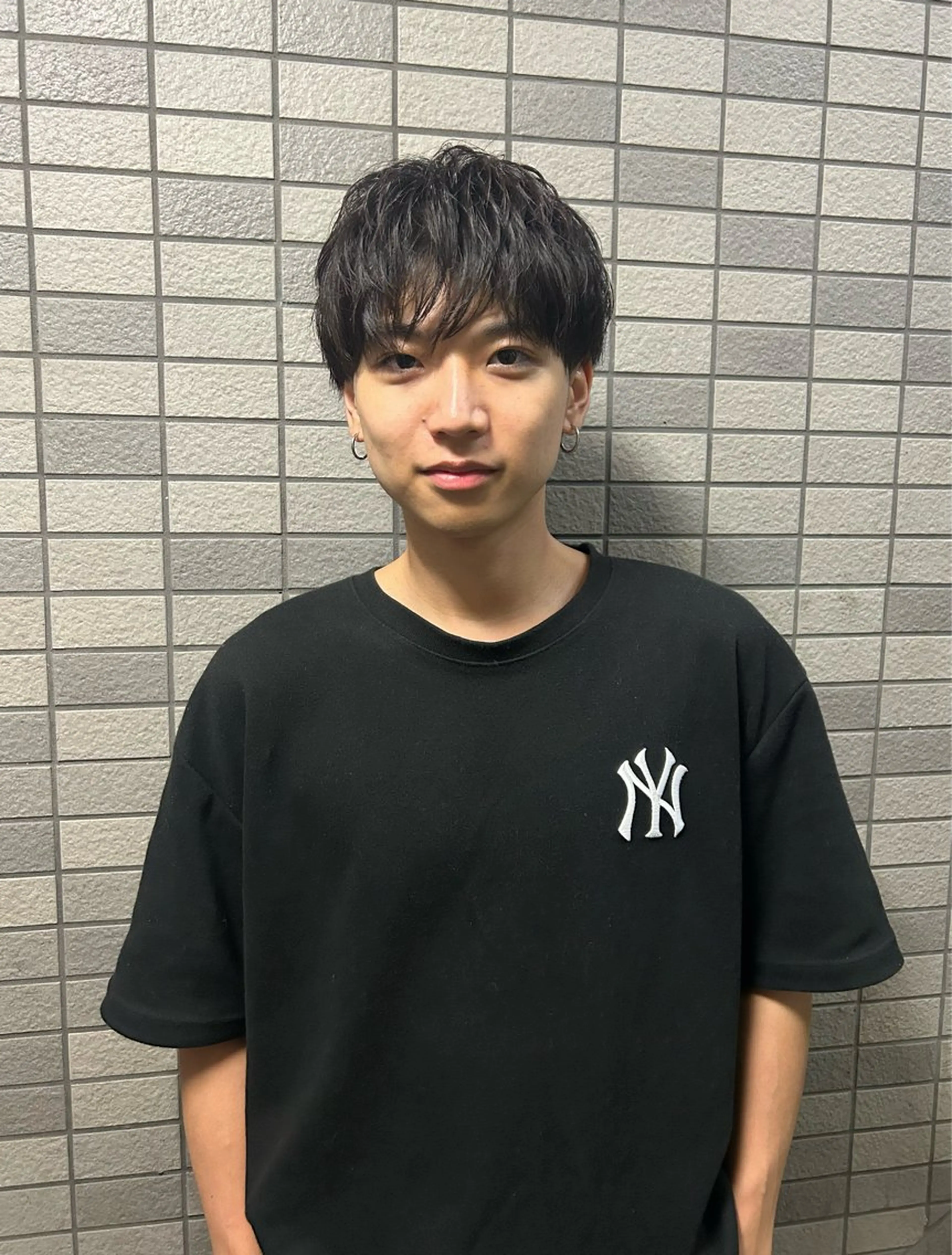 ショート メンズ メンズブリーチ メンズハイライト メンズインナーカラー メンズパーマ プードルパーマ カット charme所属・💈メンズ短髪特化 ✂︎伊藤大輝💈のヘアスタイル