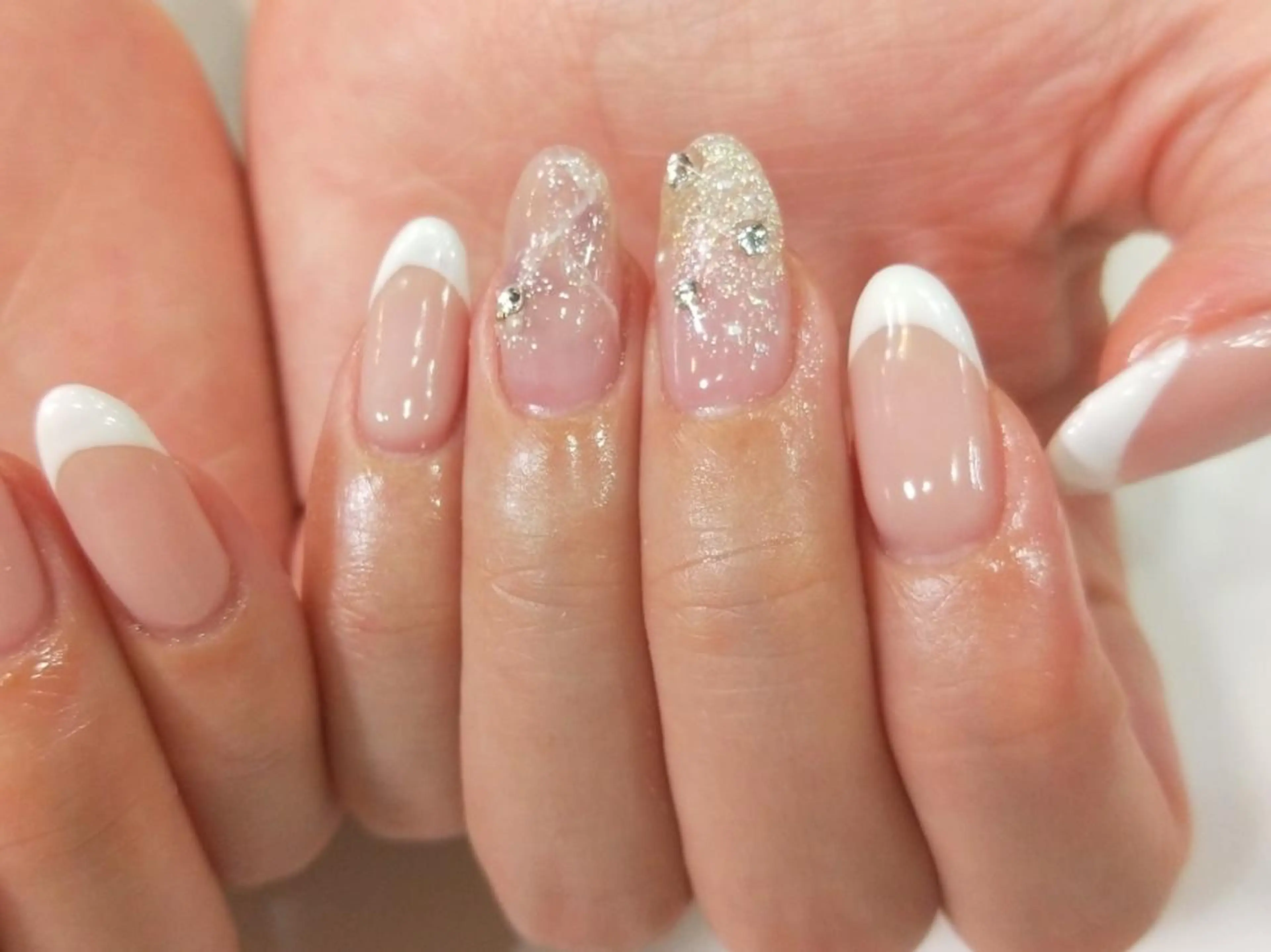 ネイル ハンドネイル ハンドケア はばすみれ🎀ﾈｲﾙ 光ﾌｪｲｼｬﾙ ﾍｱのネイルデザイン