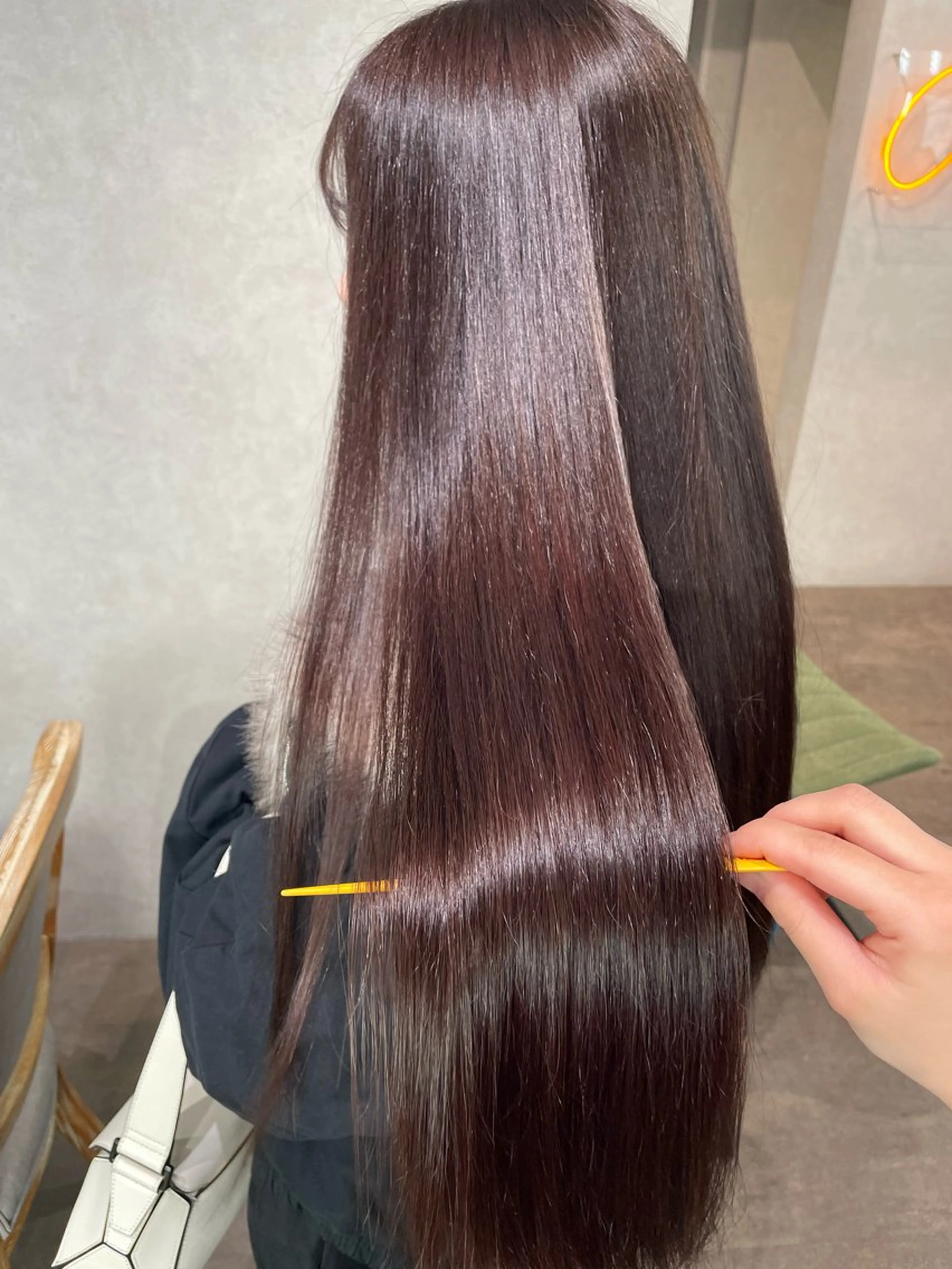 ロング カラー ブラウンカラー トリートメント ヘアカラー トリートメント ナチュラル透明感🌱 小山美樹子のヘアスタイル