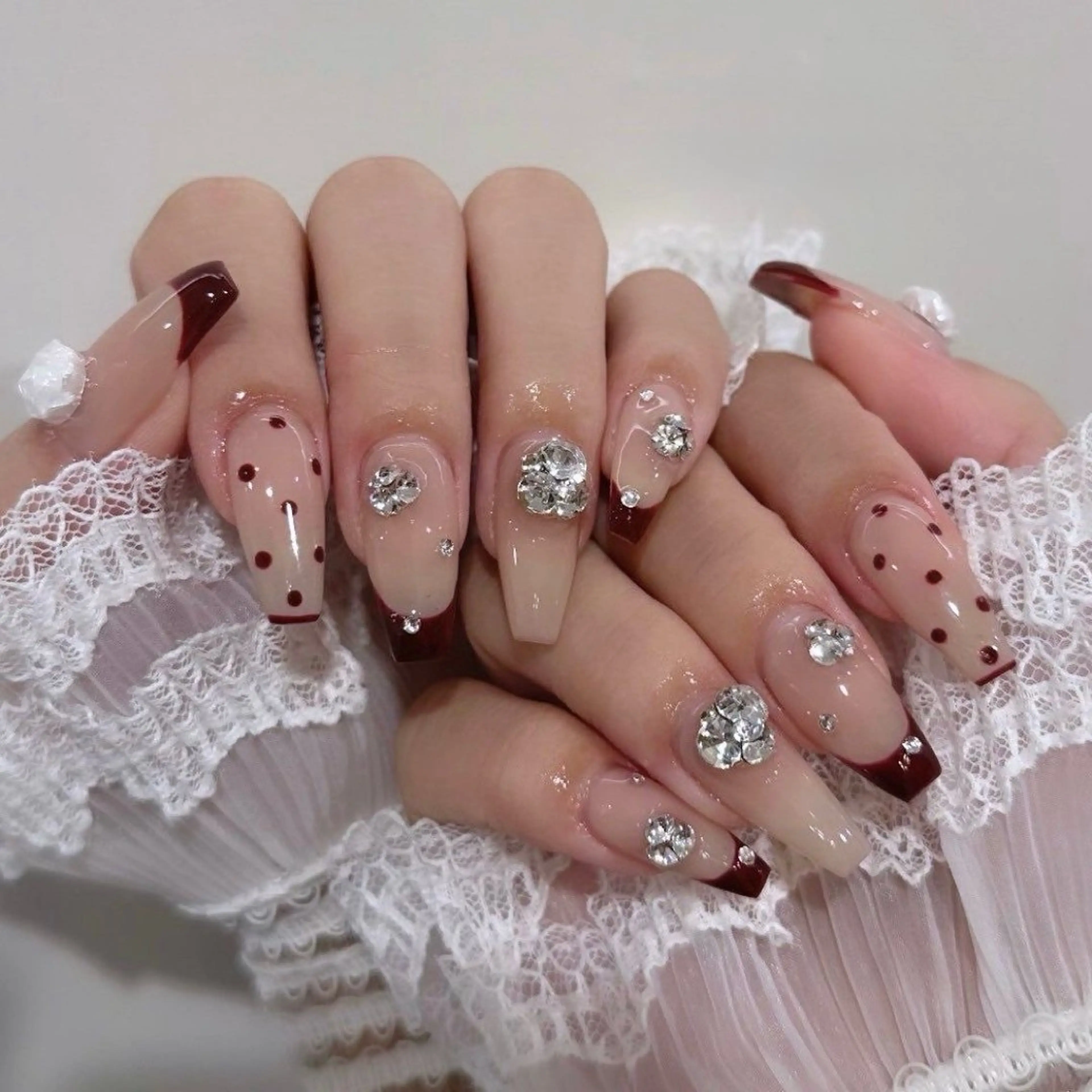 ネイル 韓国ネイル ニュアンスネイル シンプルネイル 春ネイル バレンタイン Nihonthy Nail 新宿のネイルデザイン