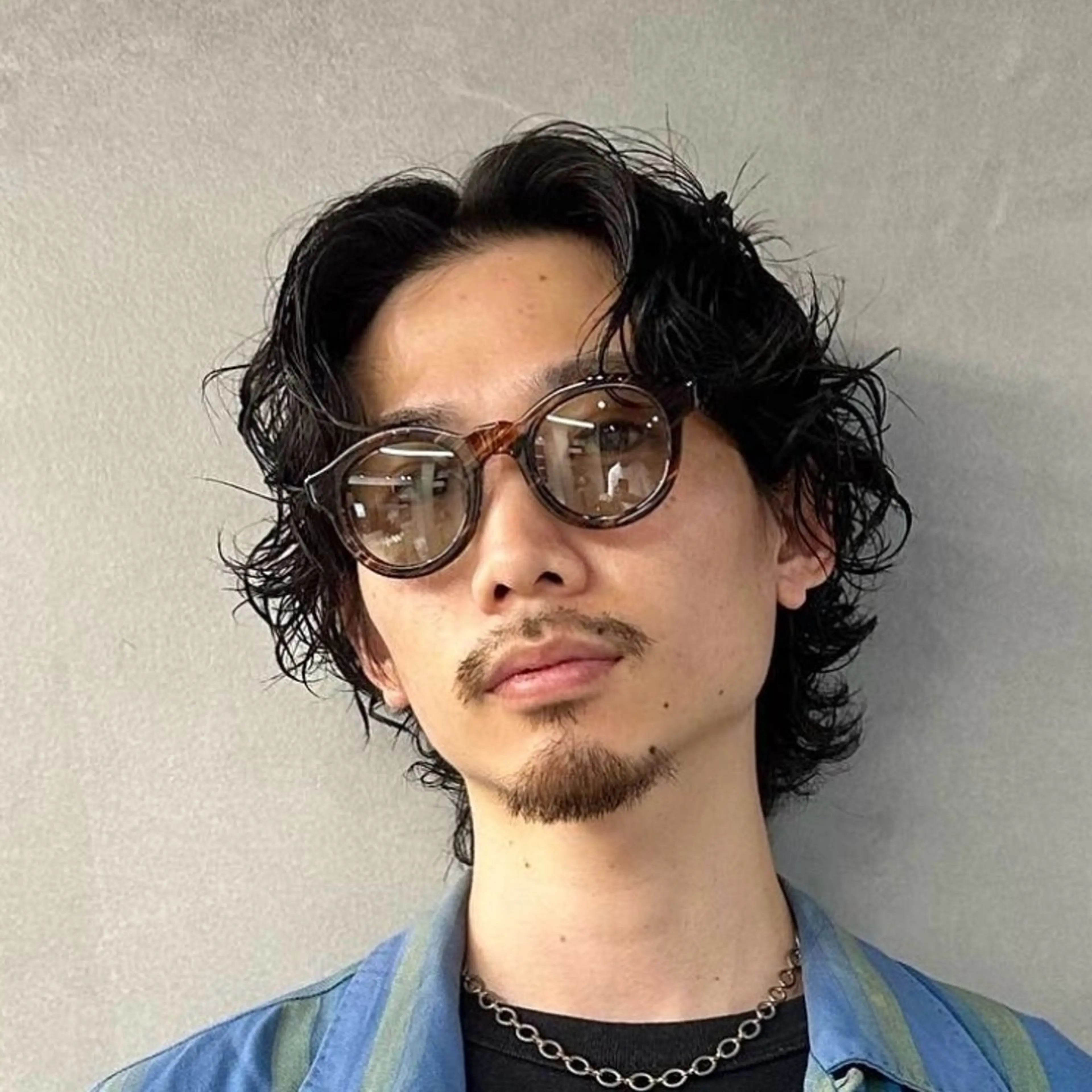 セミロング パーマ ヘアアレンジ メンズ カット パーマ fifth 石川 凪のヘアスタイル