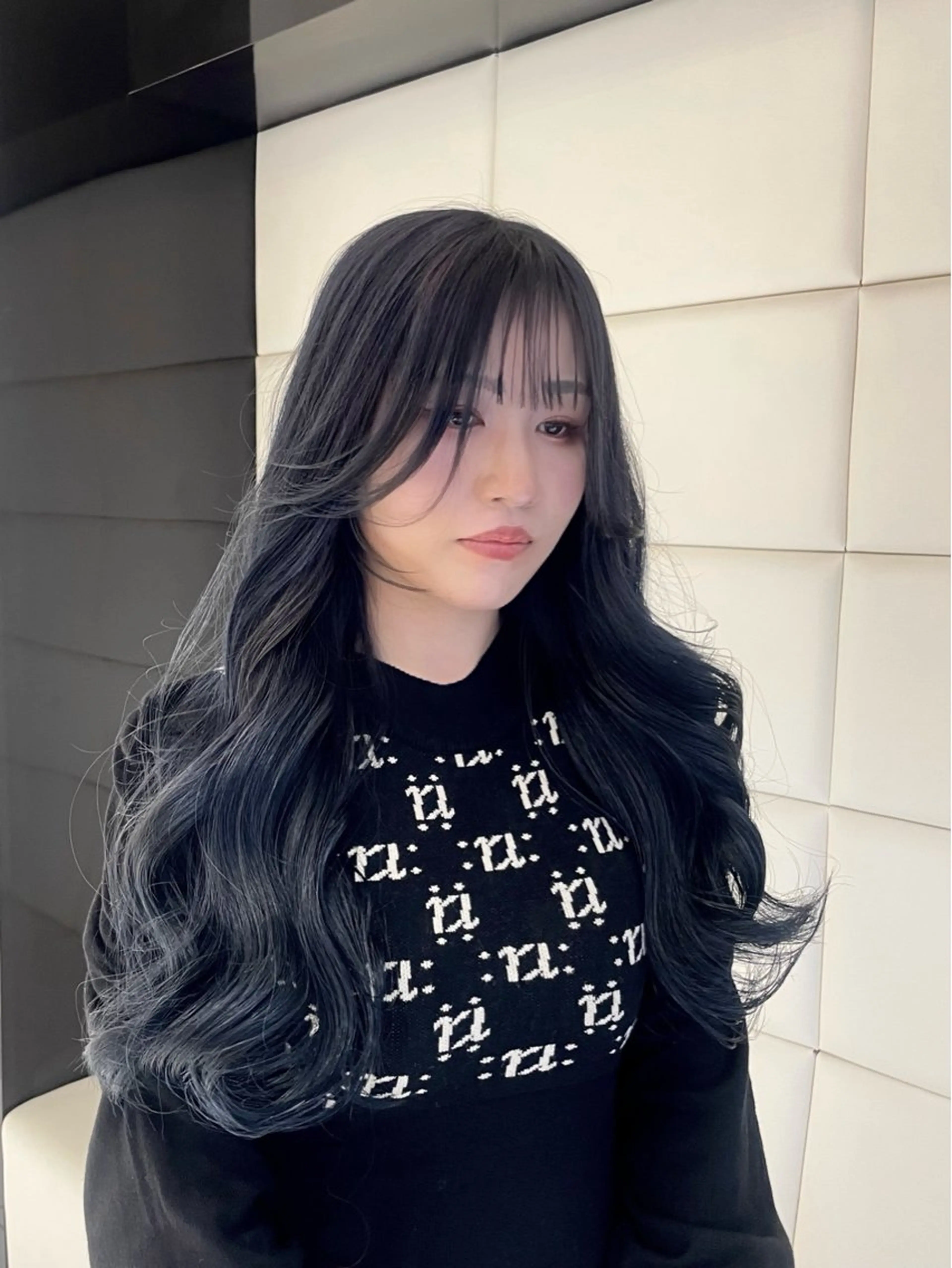 ロング カラー 雰囲気引き出す ✨大人レディのヘアスタイル