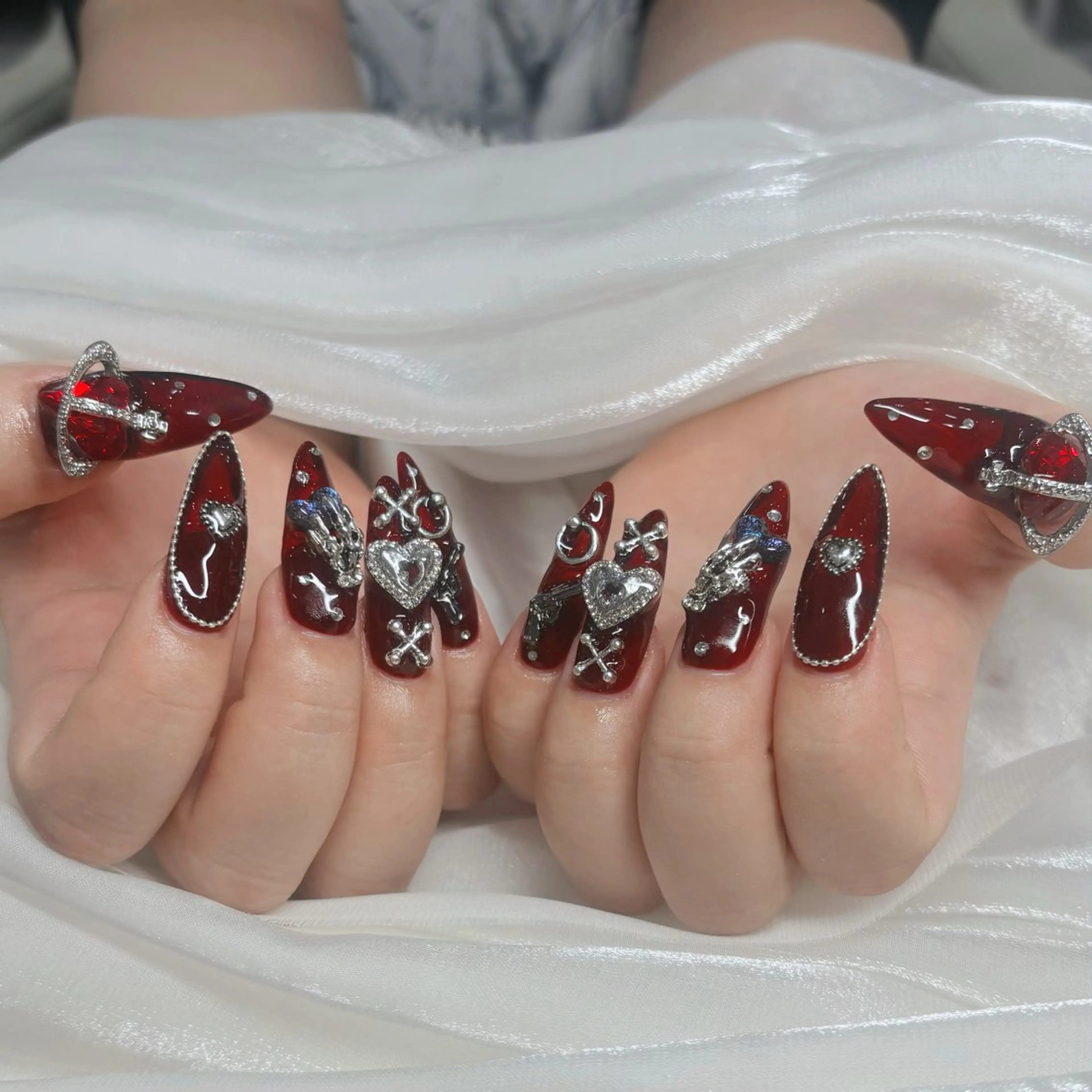 ネイル オーロラネイル 長さ出し フットネイル フレンチネイル ジェルネイル ハンドネイル CeCe Garden所属・CeCeGarden ✨️キラキラワンホンのネイルデザイン