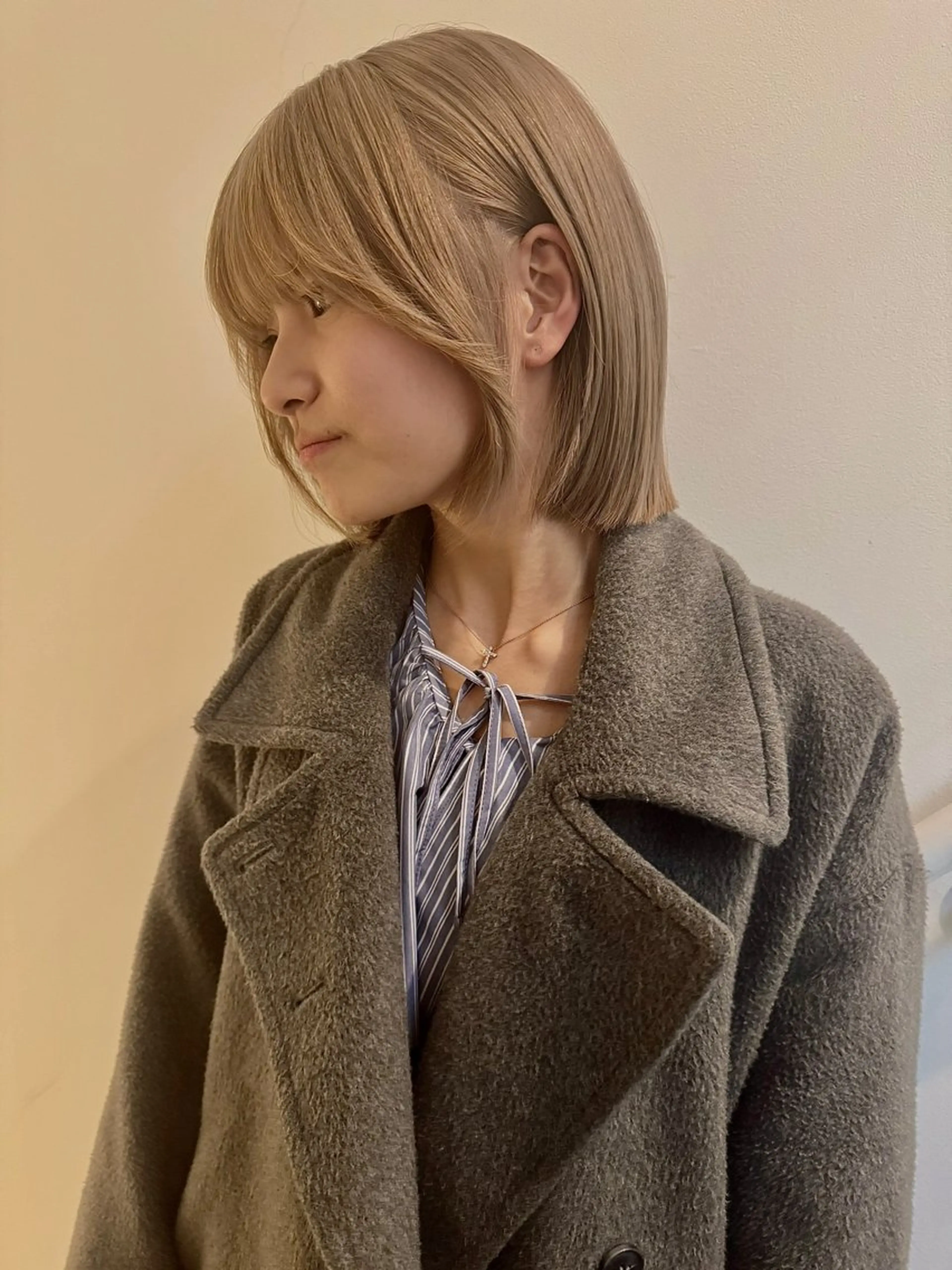 ショート カラー ヘアカラー ブリーチ/レイヤー/ コイデリュウセイのヘアスタイル