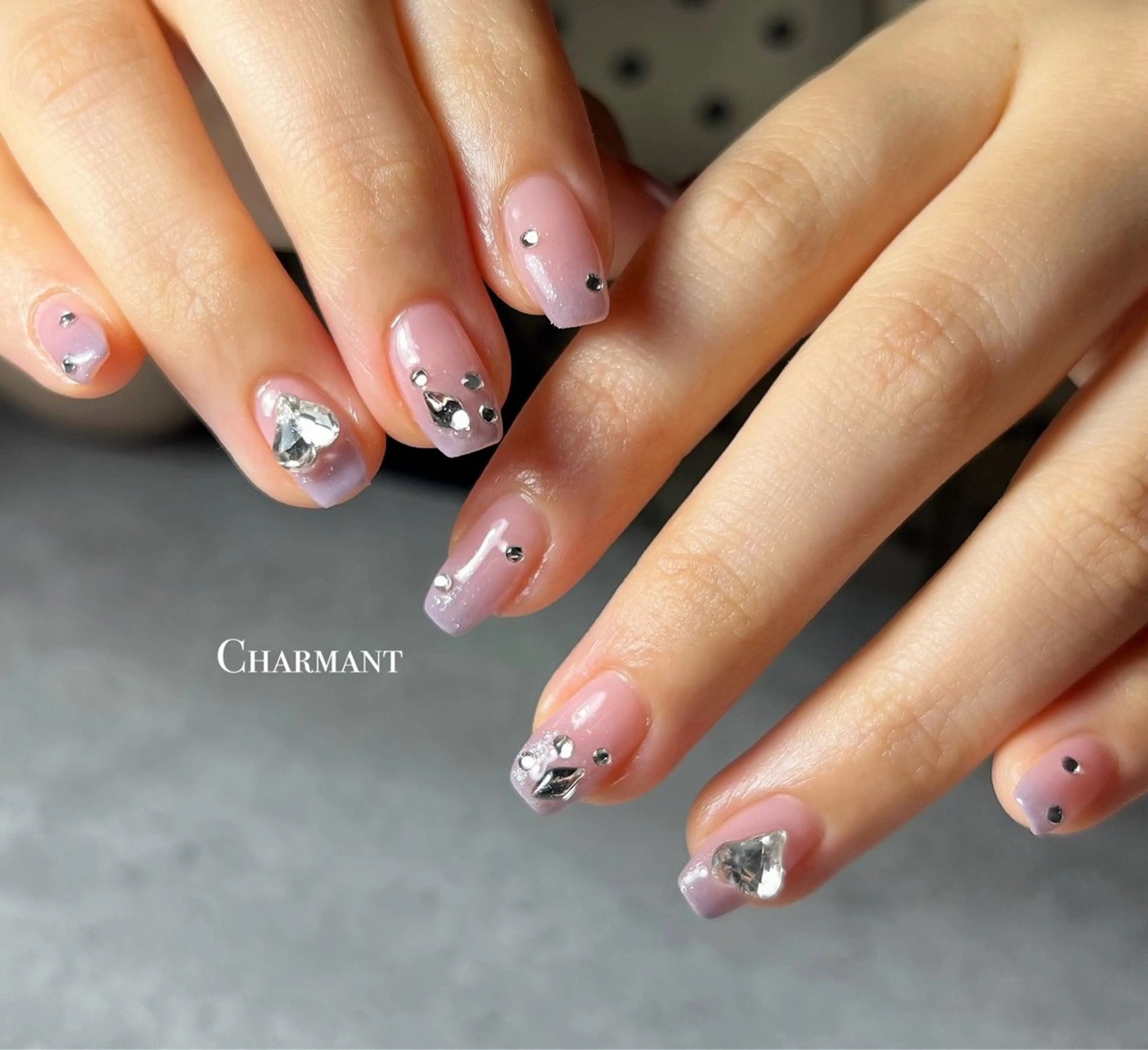ネイル ハンドネイル Minako 【Charmant】のネイルデザイン