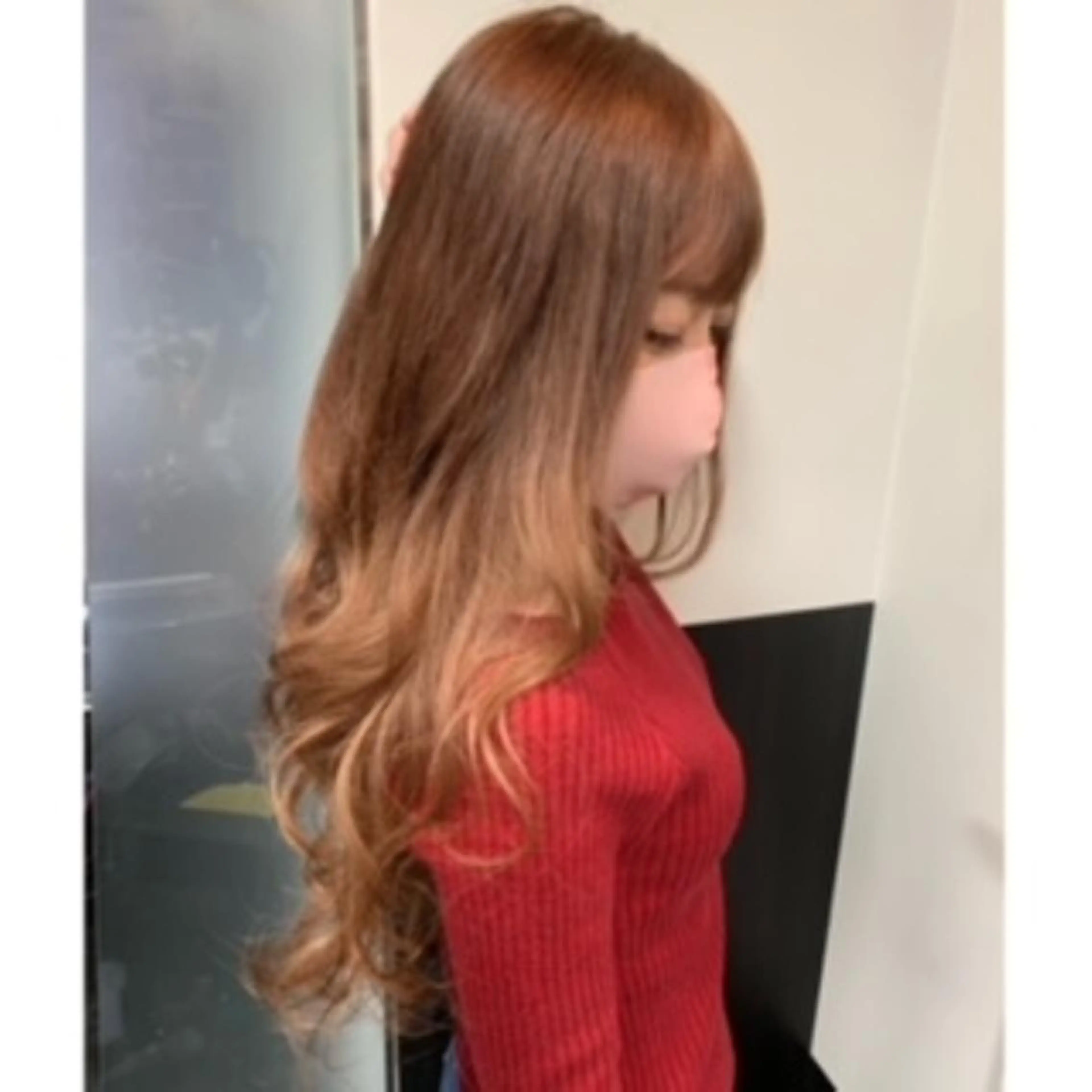 ロング カラー イルミナカラー ロング トリートメント 韓国カラー/エクステ carryのヘアスタイル