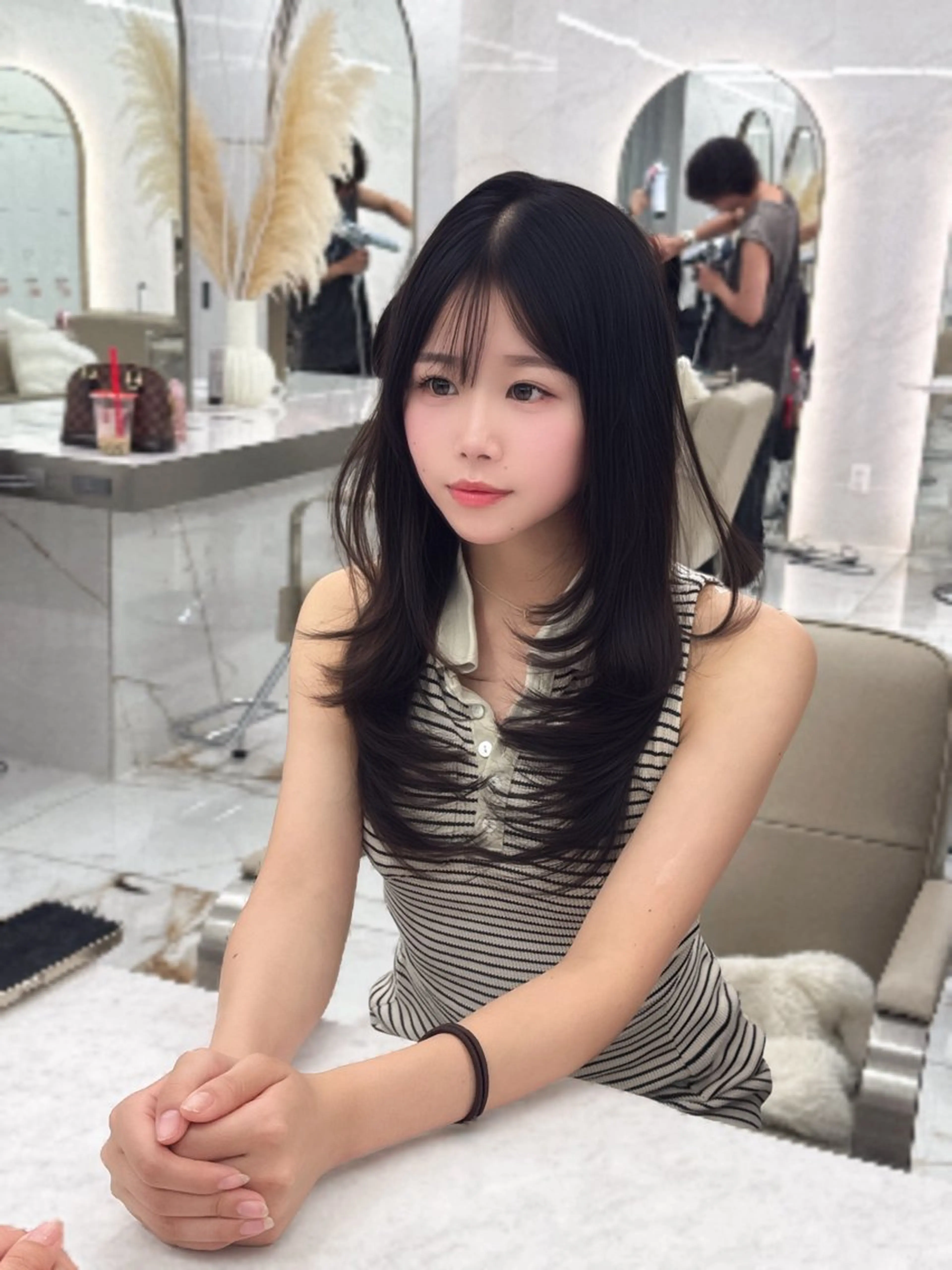 ロング のり🐼顔まわり/ 韓国/レイヤーカットのヘアスタイル