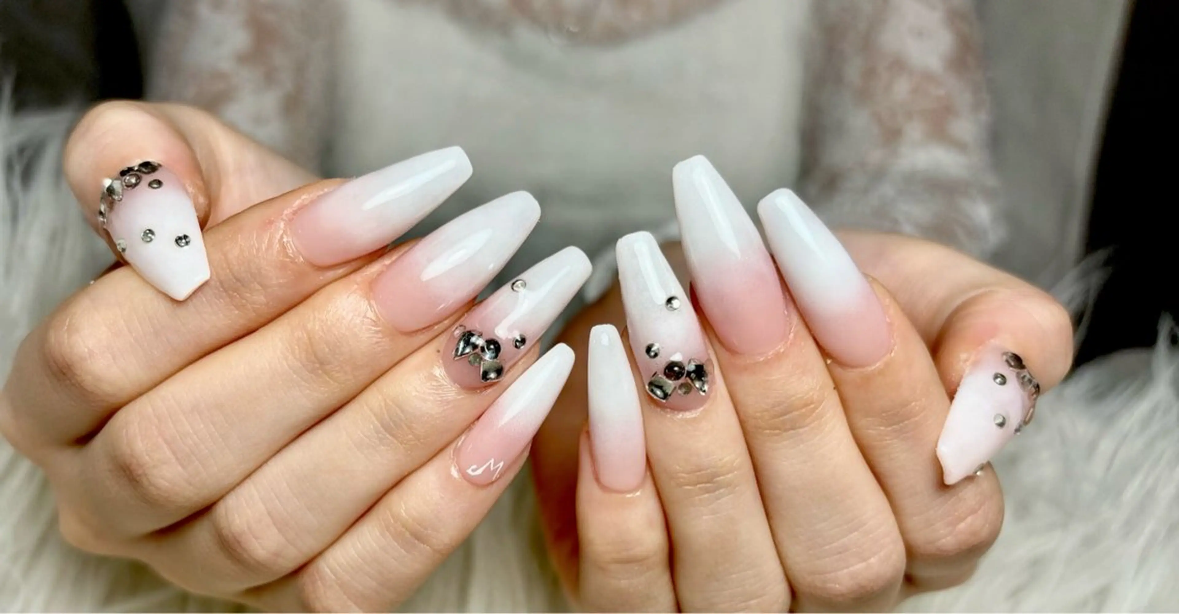 ネイル ハンドネイル ハンドケア Hi beauty 渋谷のネイルデザイン