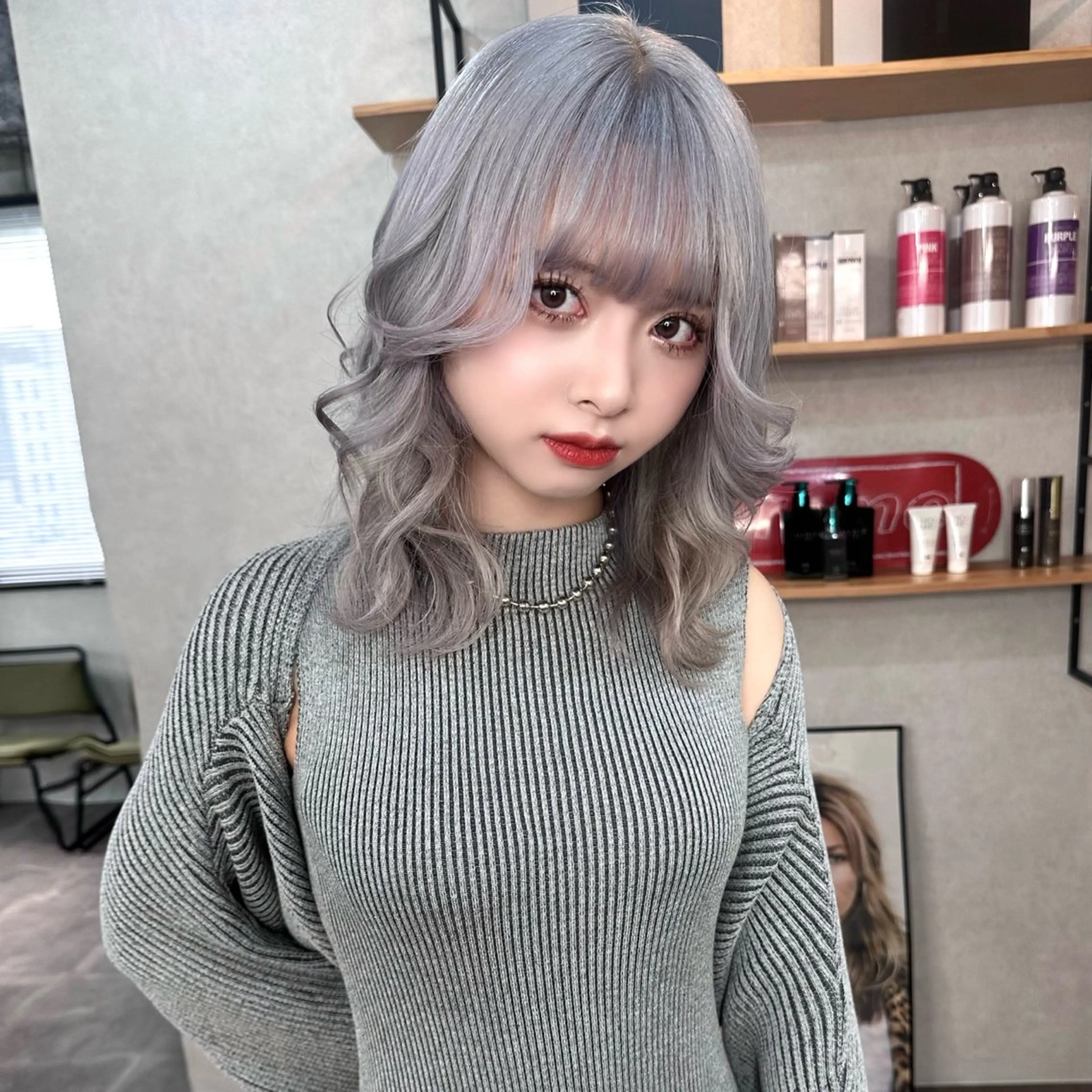 ミディアム ヘアカラー Aika 🖤のヘアスタイル