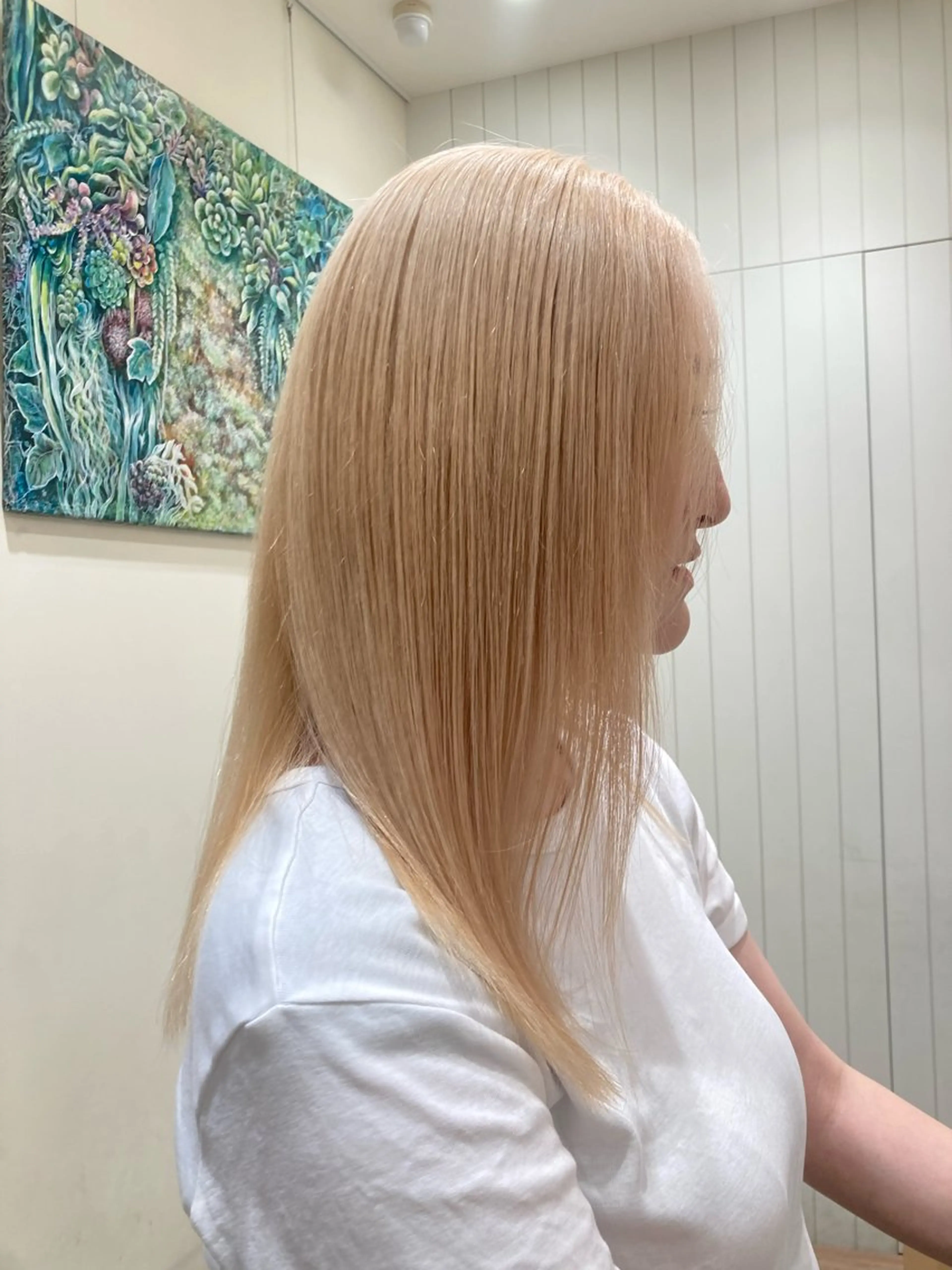 カラー ブリーチ 抜きっぱなしブロンド ブロンド ケアブリーチ ヘアカラー むらたみずき /大宮ボブ、ショートのヘアスタイル