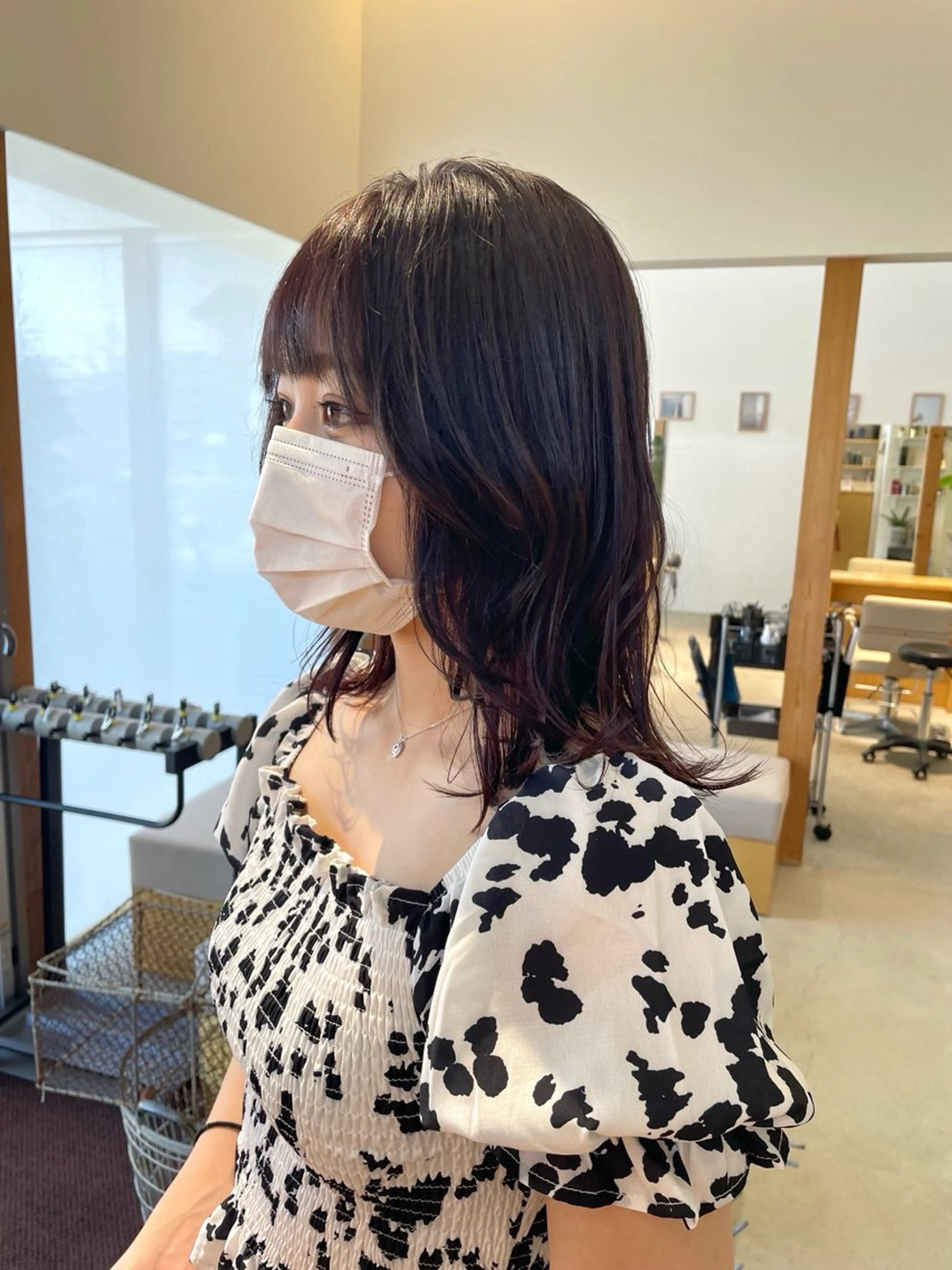 セミロング 伊藤 世羅のヘアスタイル