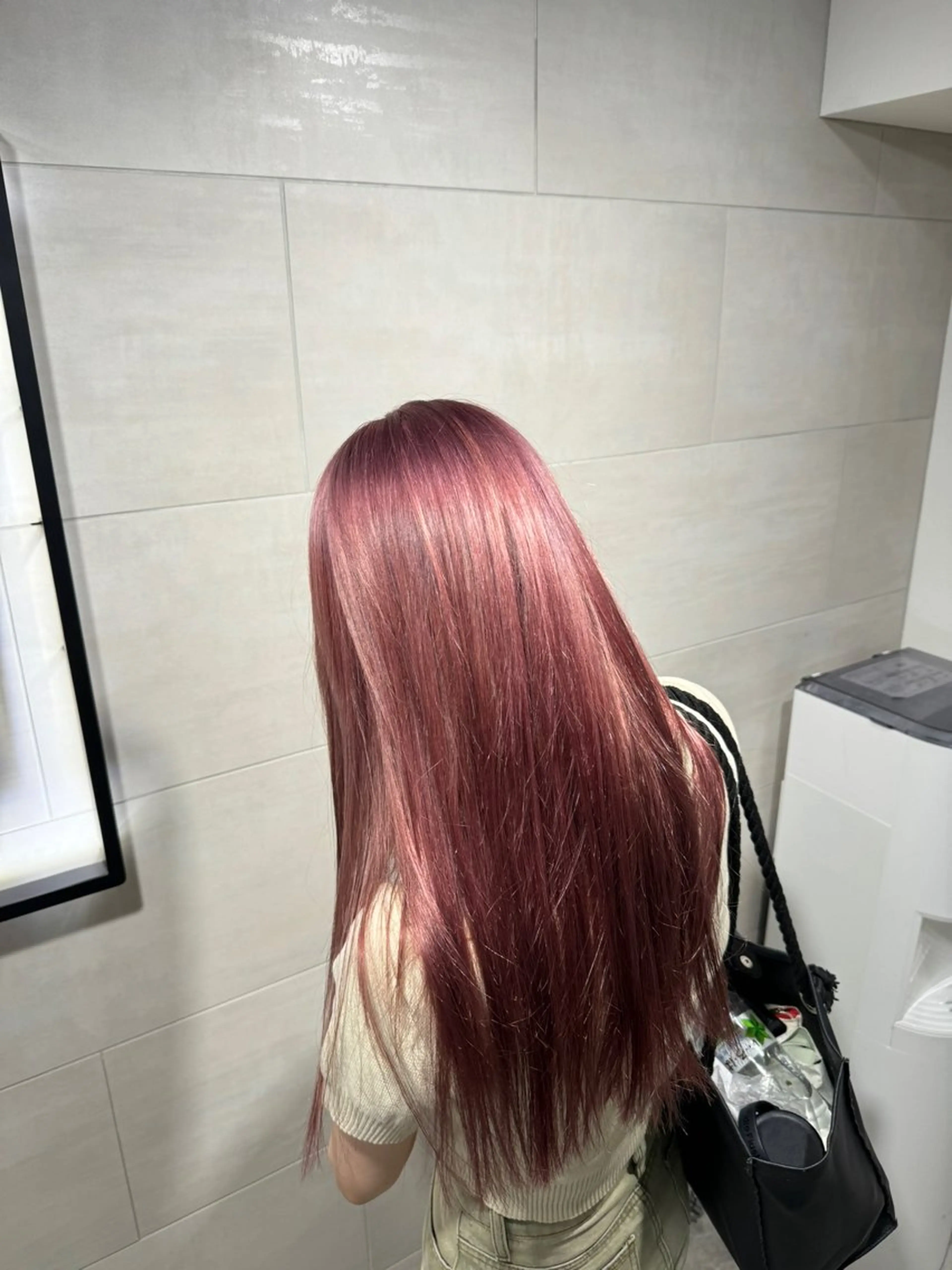 セミロング カラー ヘアカラー fifth 児玉達哉 当日予約🙆のヘアスタイル