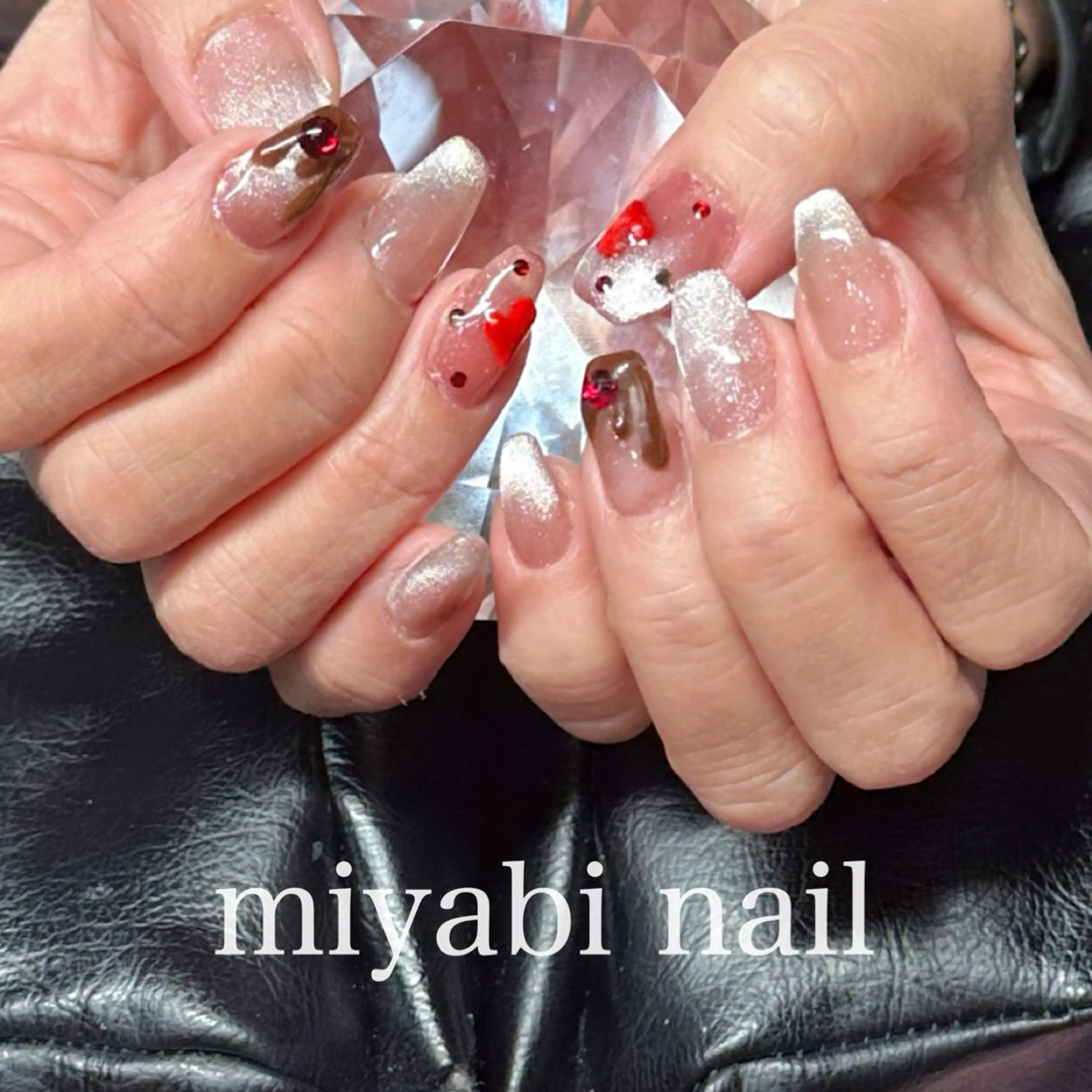 ネイル アートネイル ジェルネイル グラデーション キラキラネイル マグネットネイル ハンドネイル miyabi nail 桂川駅近くのネイルデザイン