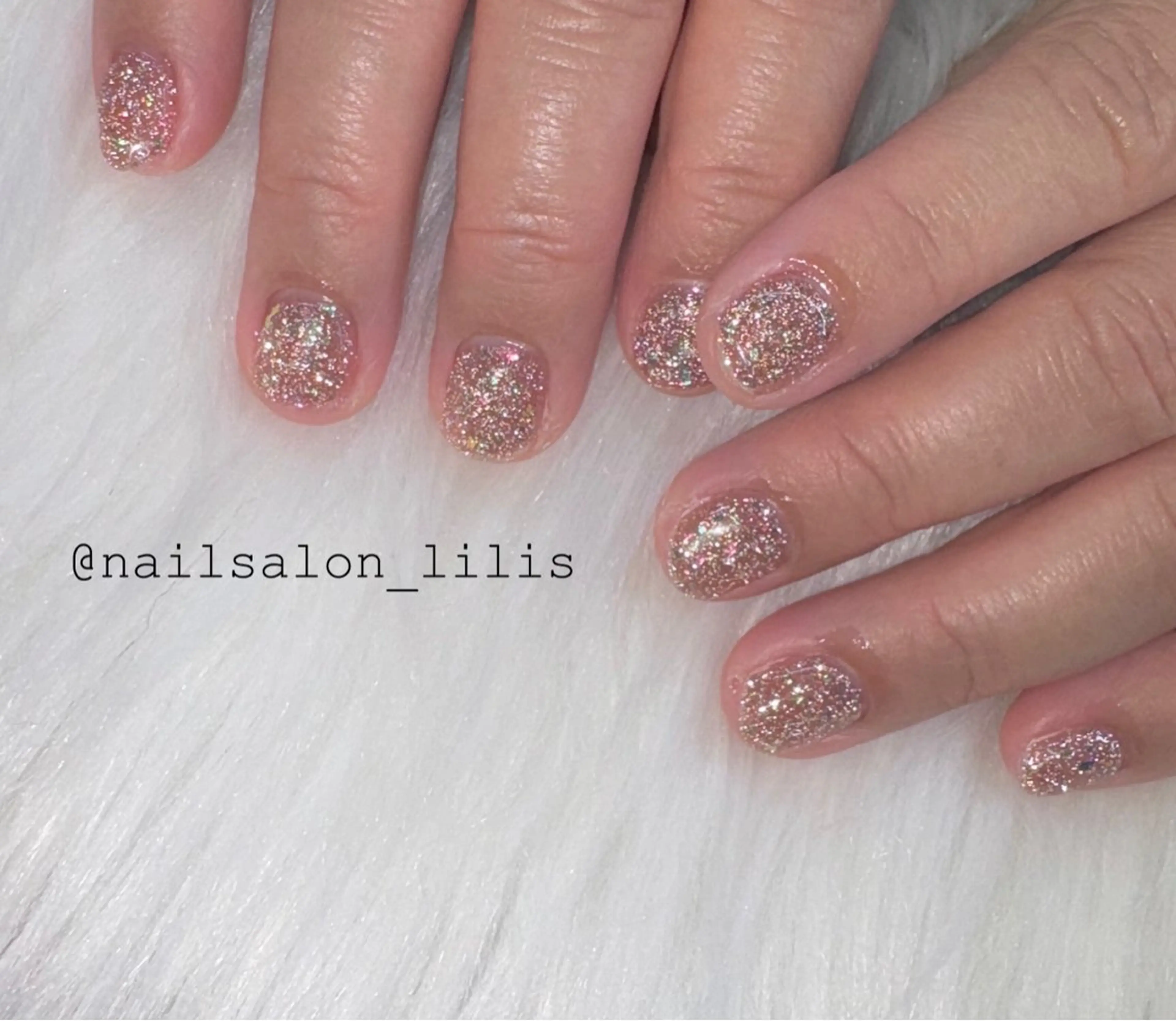 ネイル フラッシュネイル ハンドネイル nailsalon Lilisのネイルデザイン