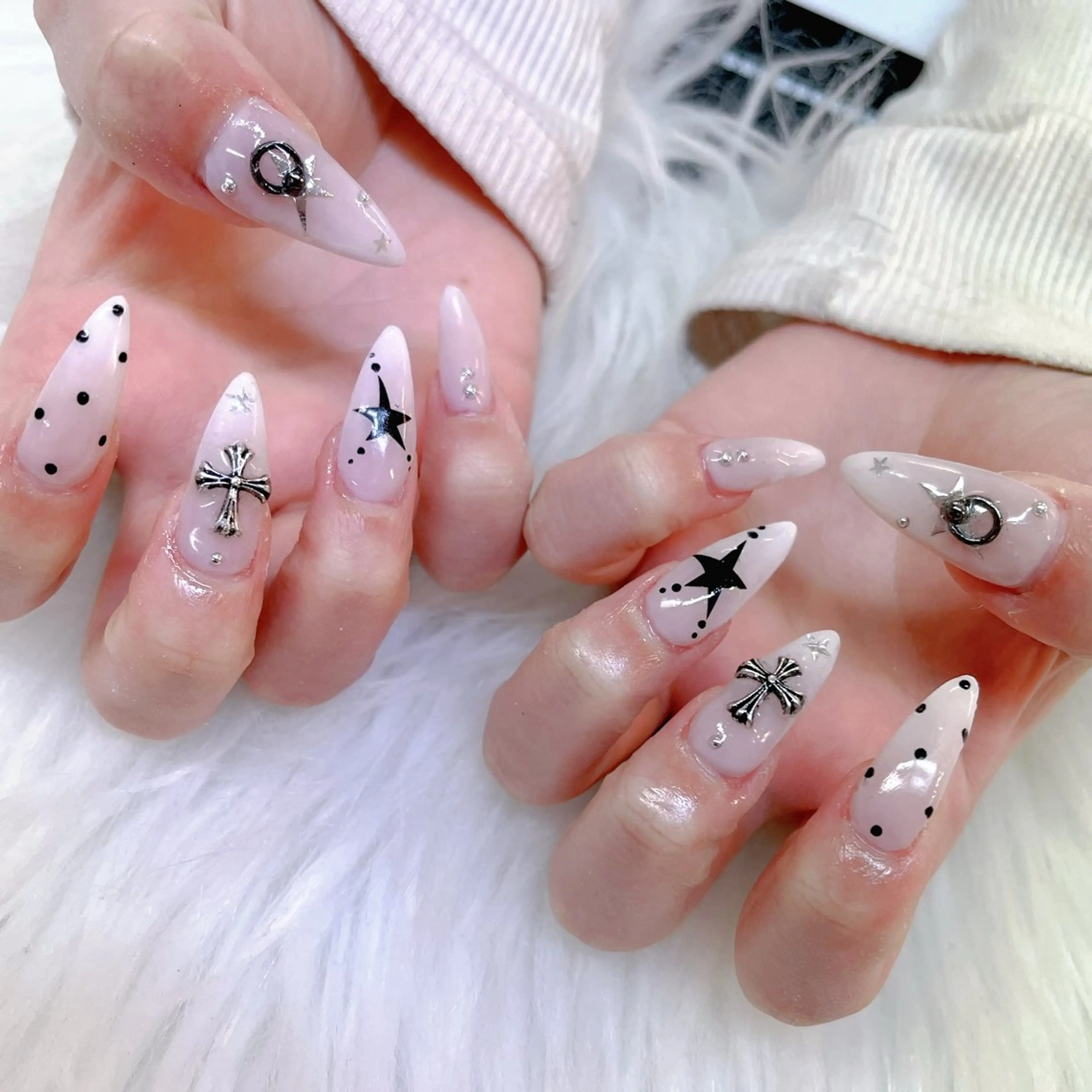 ネイル アートネイル スカルプネイル ⠀ ⠀ ⠀ 𝕟𝕖𝕚𝕣𝕠のネイルデザイン