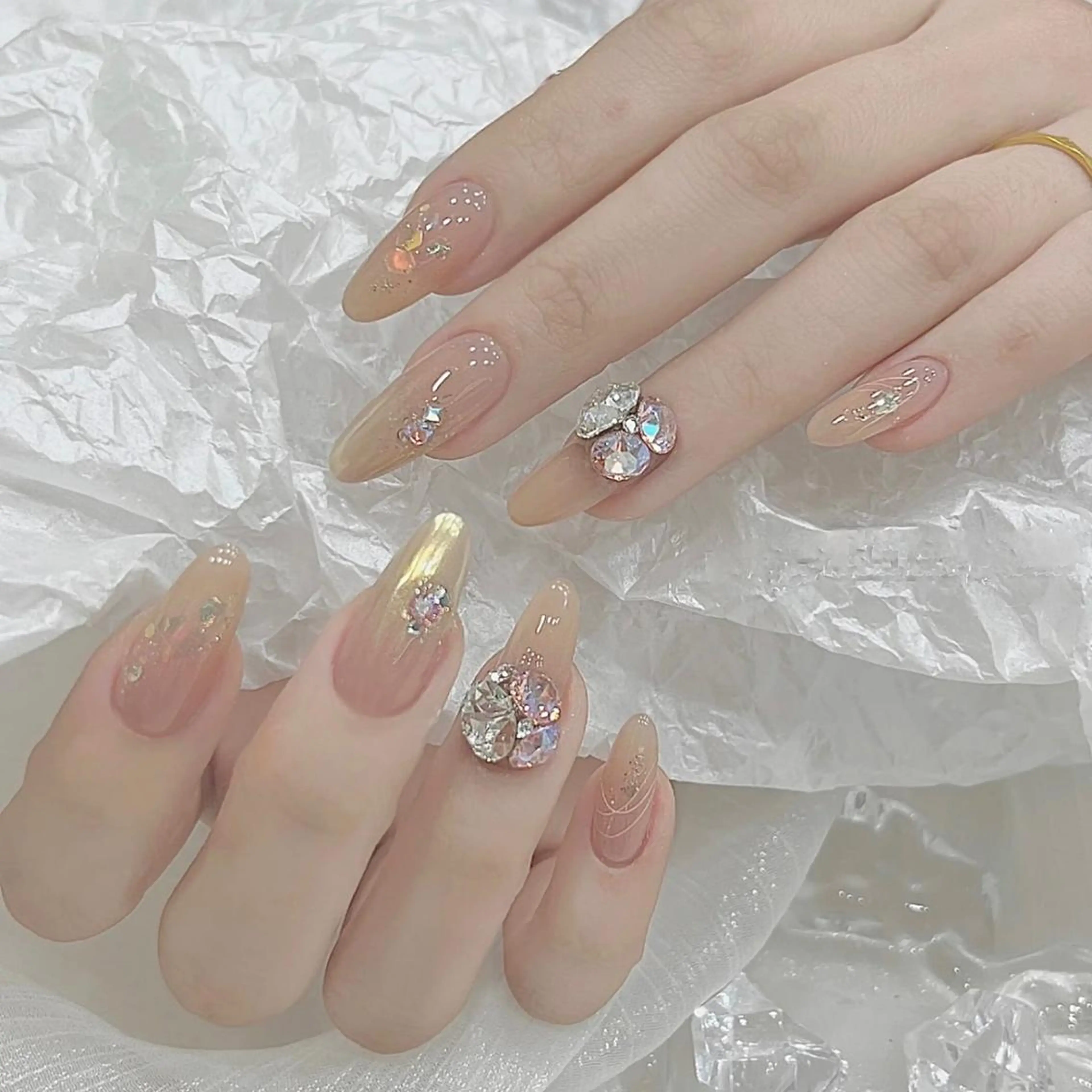 ネイル Queens みなみのネイルデザイン