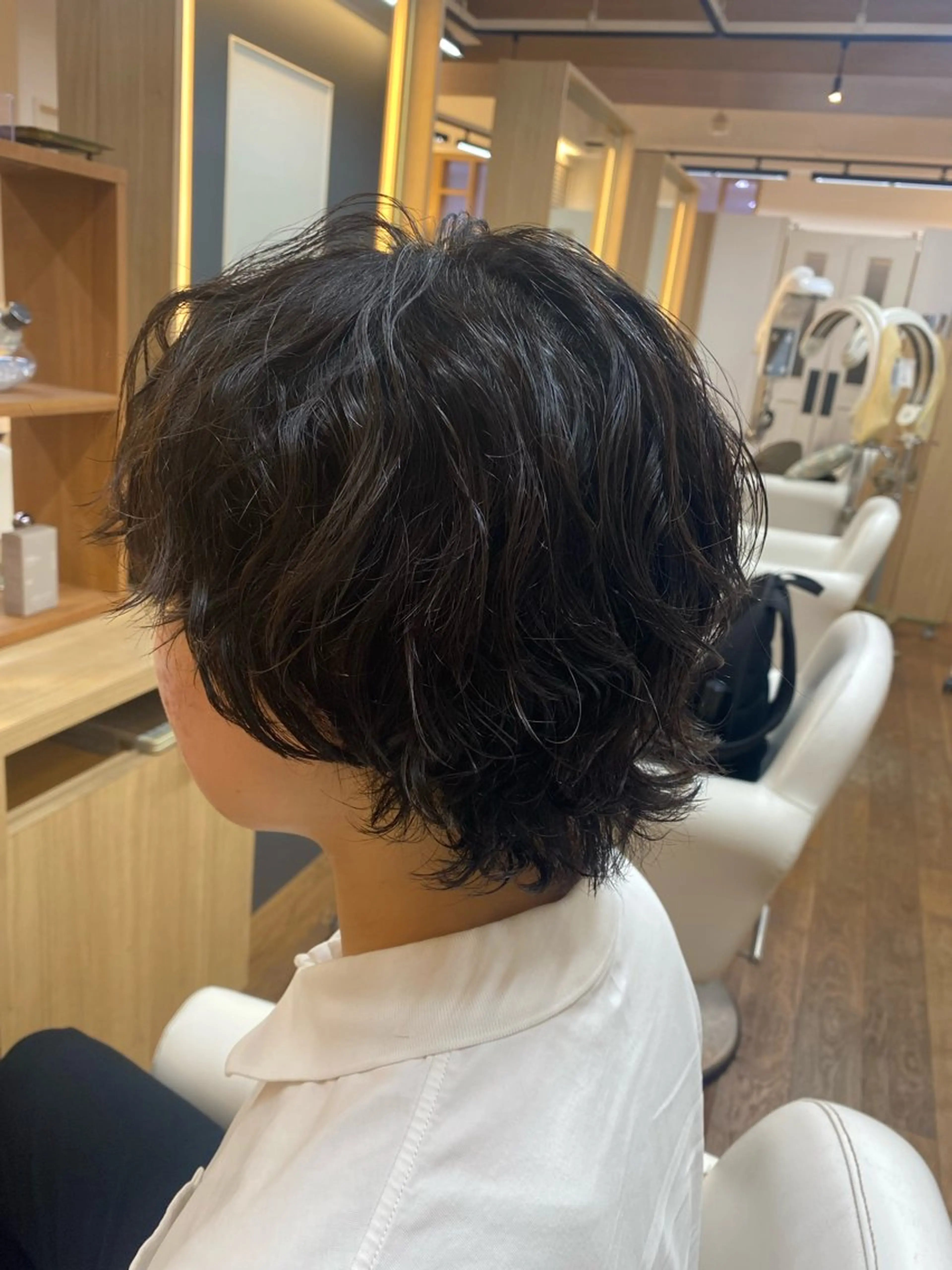 ショート パーマ ヘアアレンジ ショートヘア ウルフカット 韓国ヘア sasugaのヘアスタイル