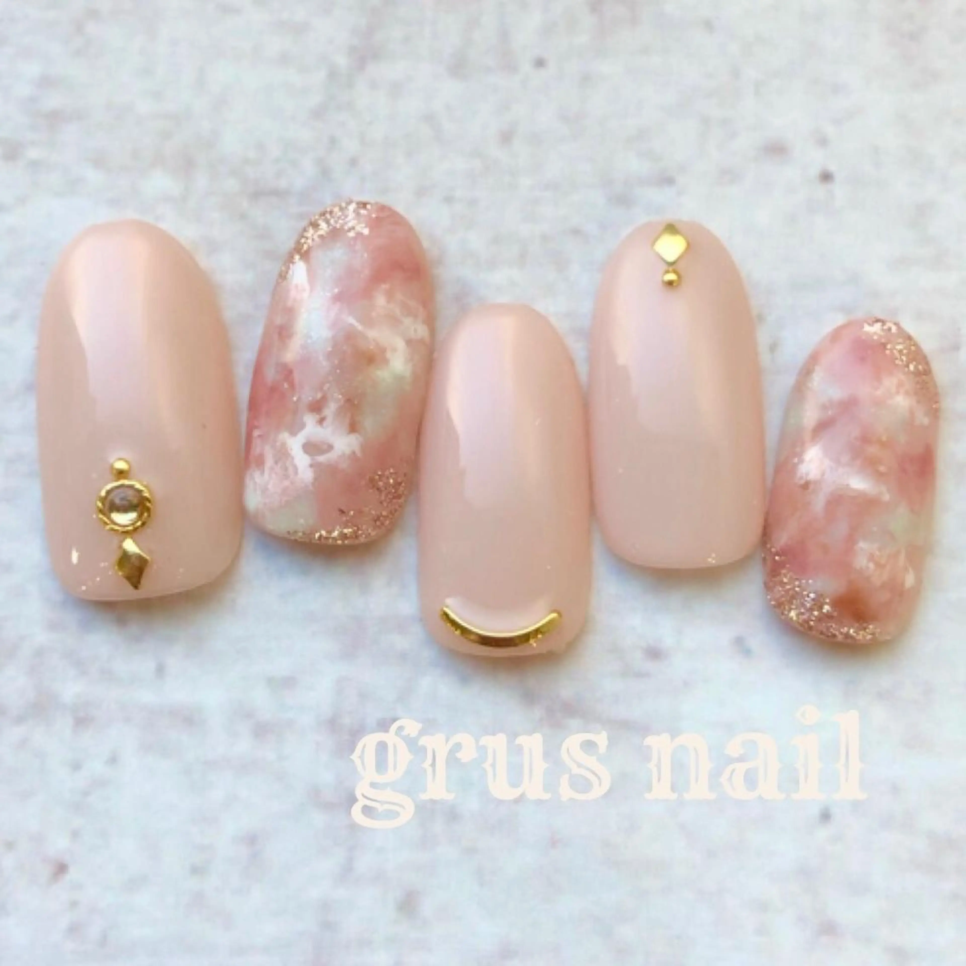 ネイル T REINAのネイルデザイン