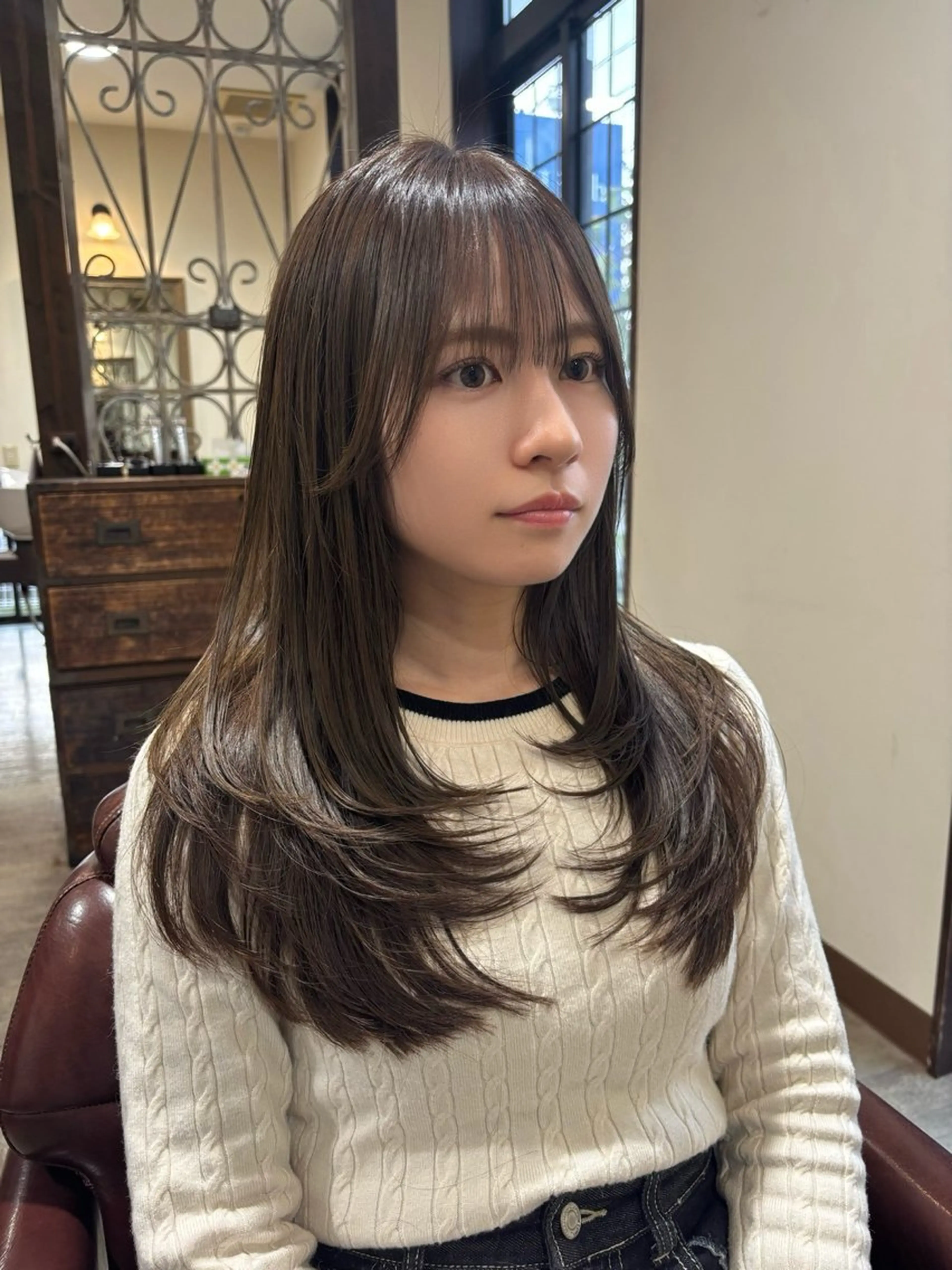 ロング 曲がるストレート/ レイヤー/大野真央のヘアスタイル