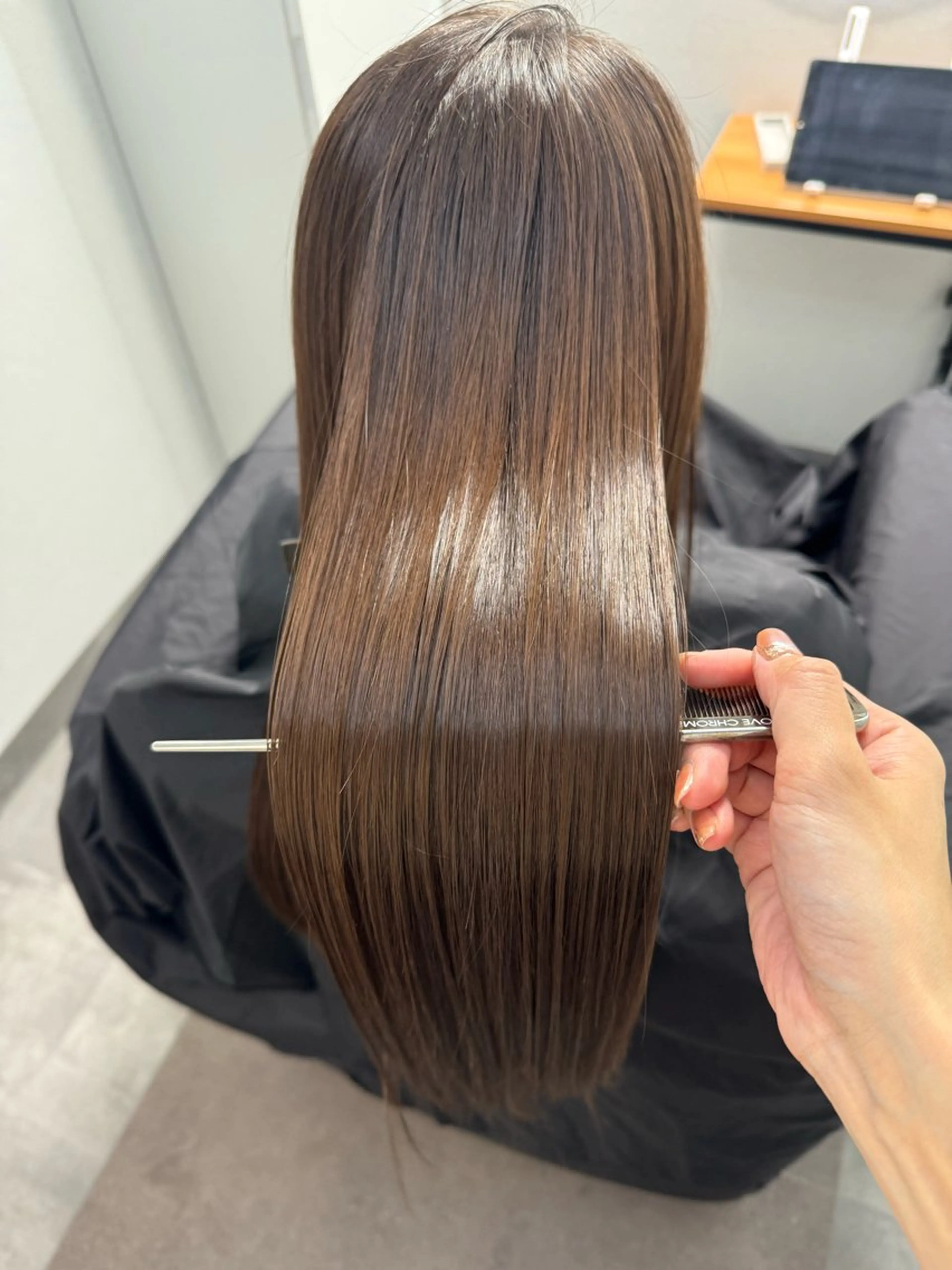 ロング 高橋 葵のヘアスタイル