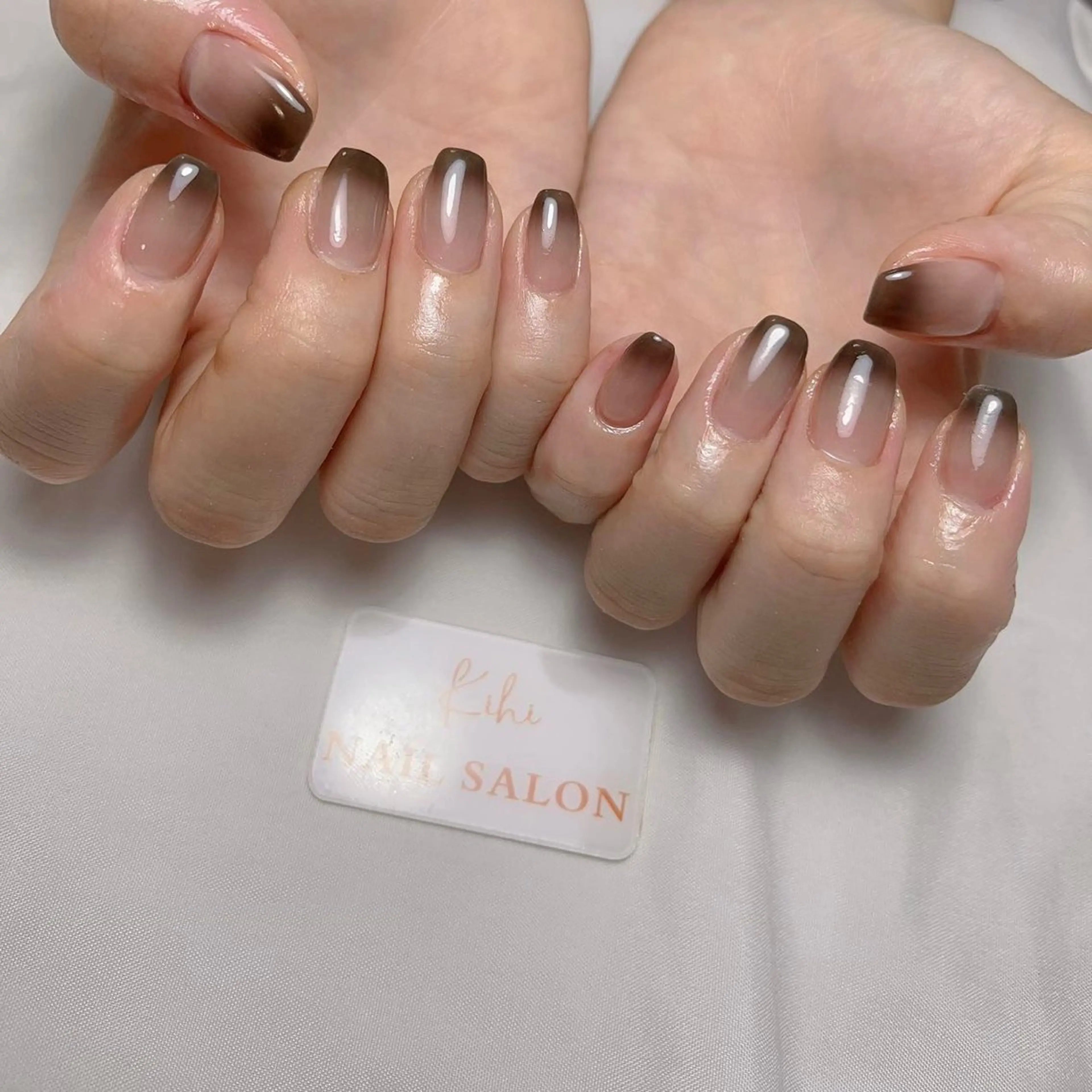 ネイル アートネイル フレンチネイル ジェルネイル グラデーション 韓国ネイル ハンドネイル 💕鈴木ユリ パラジェル/オフ無料のネイルデザイン