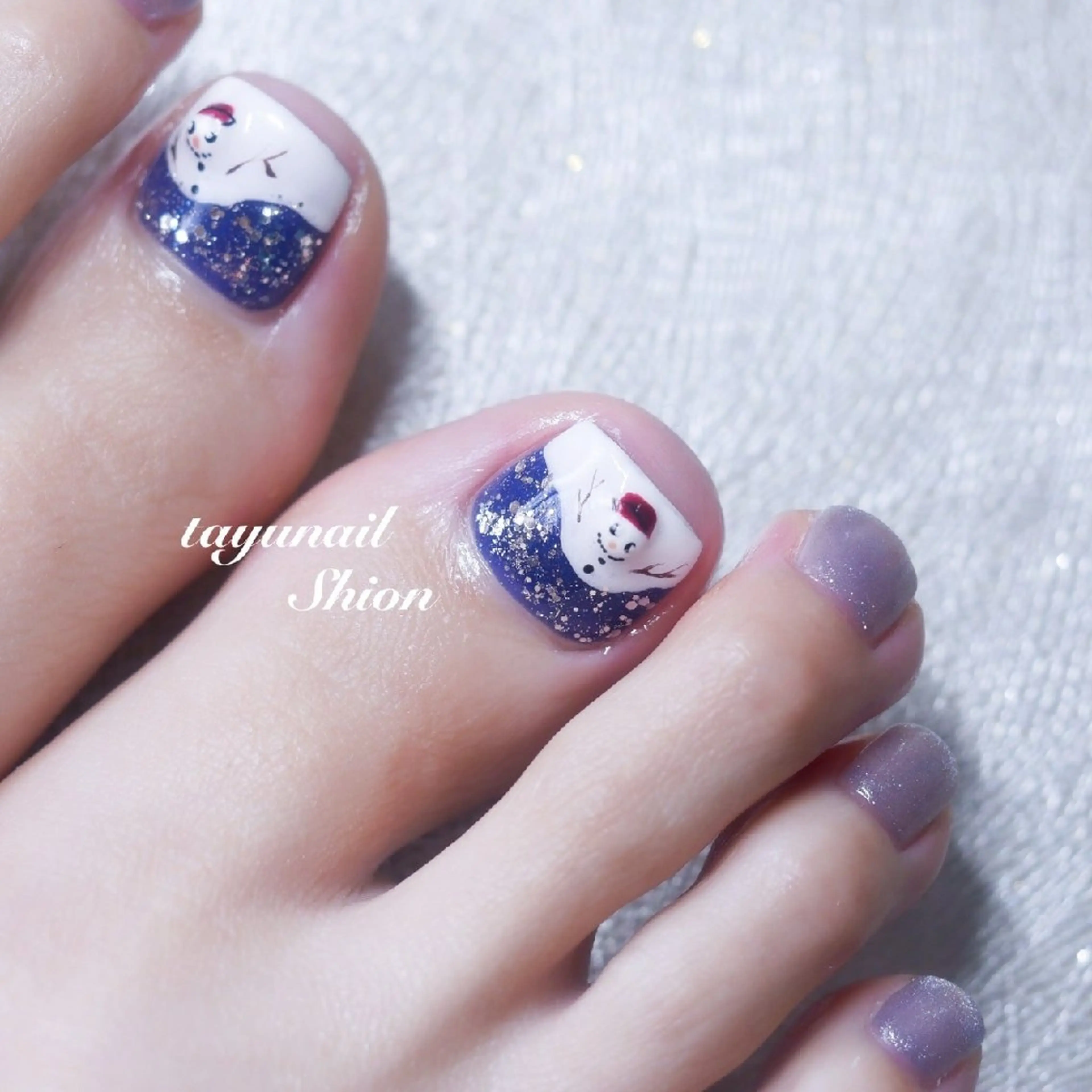 ネイル フットネイル ジェルネイル パラジェル ぷっくりネイル 冬ネイル ネイルサロン 【たゆnail】のネイルデザイン