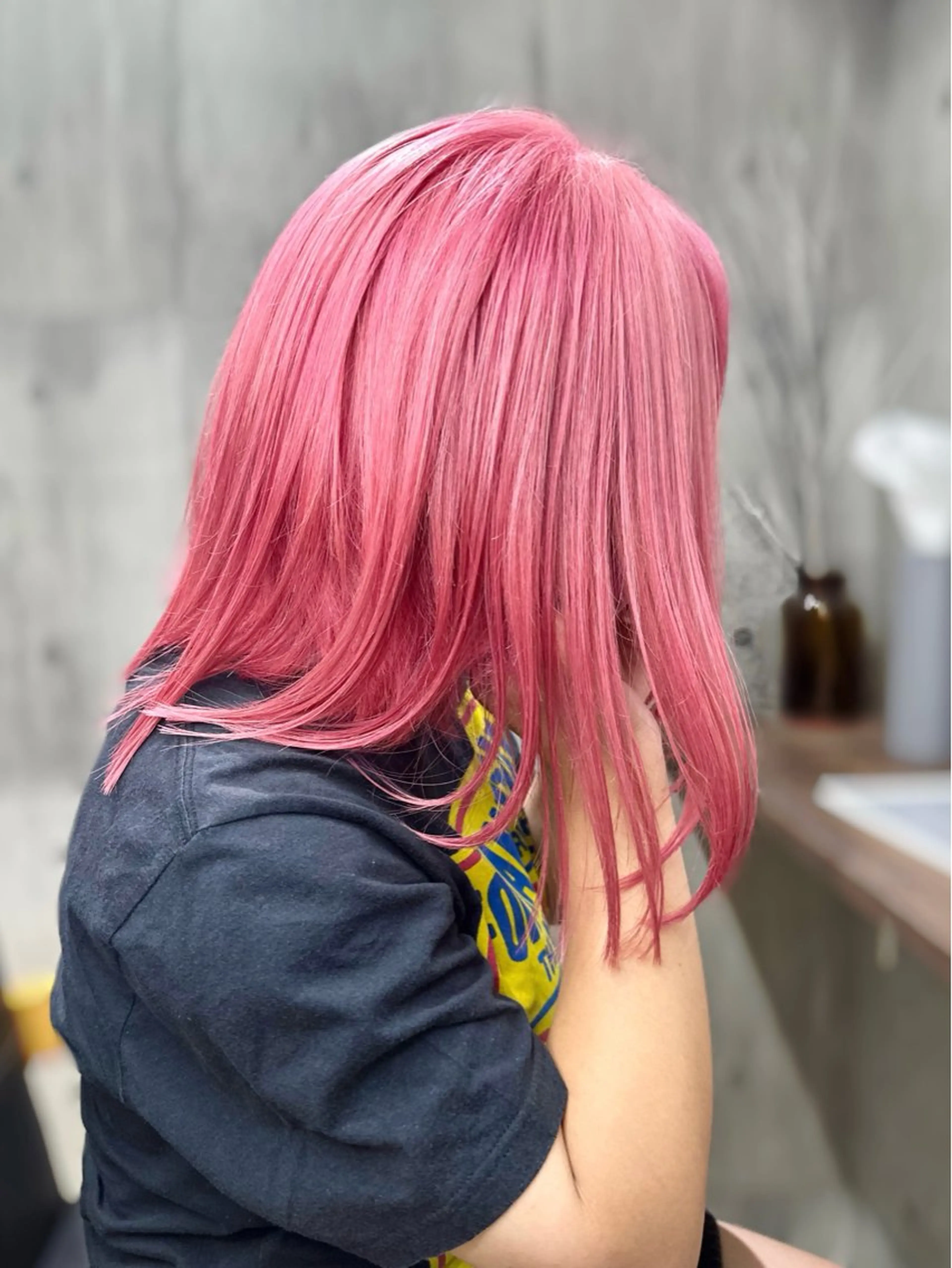 ショート カラー ハイトーンカラー ピンクカラー カット ヘアカラー 名古屋のピンク好き かずくん🦩のヘアスタイル