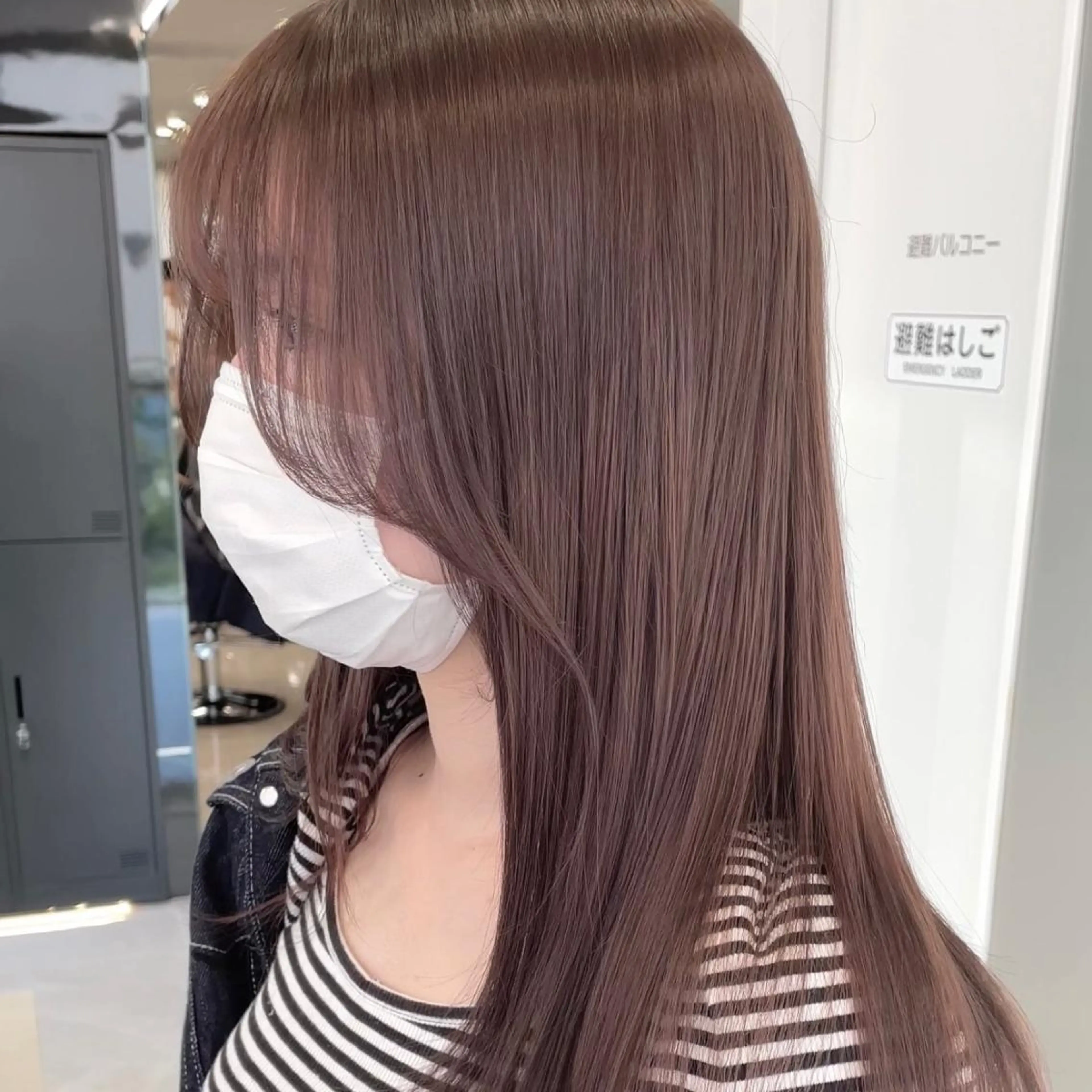 ロング カラー ベージュカラー 透明感カラー 新宿/顔周りカット/ レイヤー/がっきーのヘアスタイル