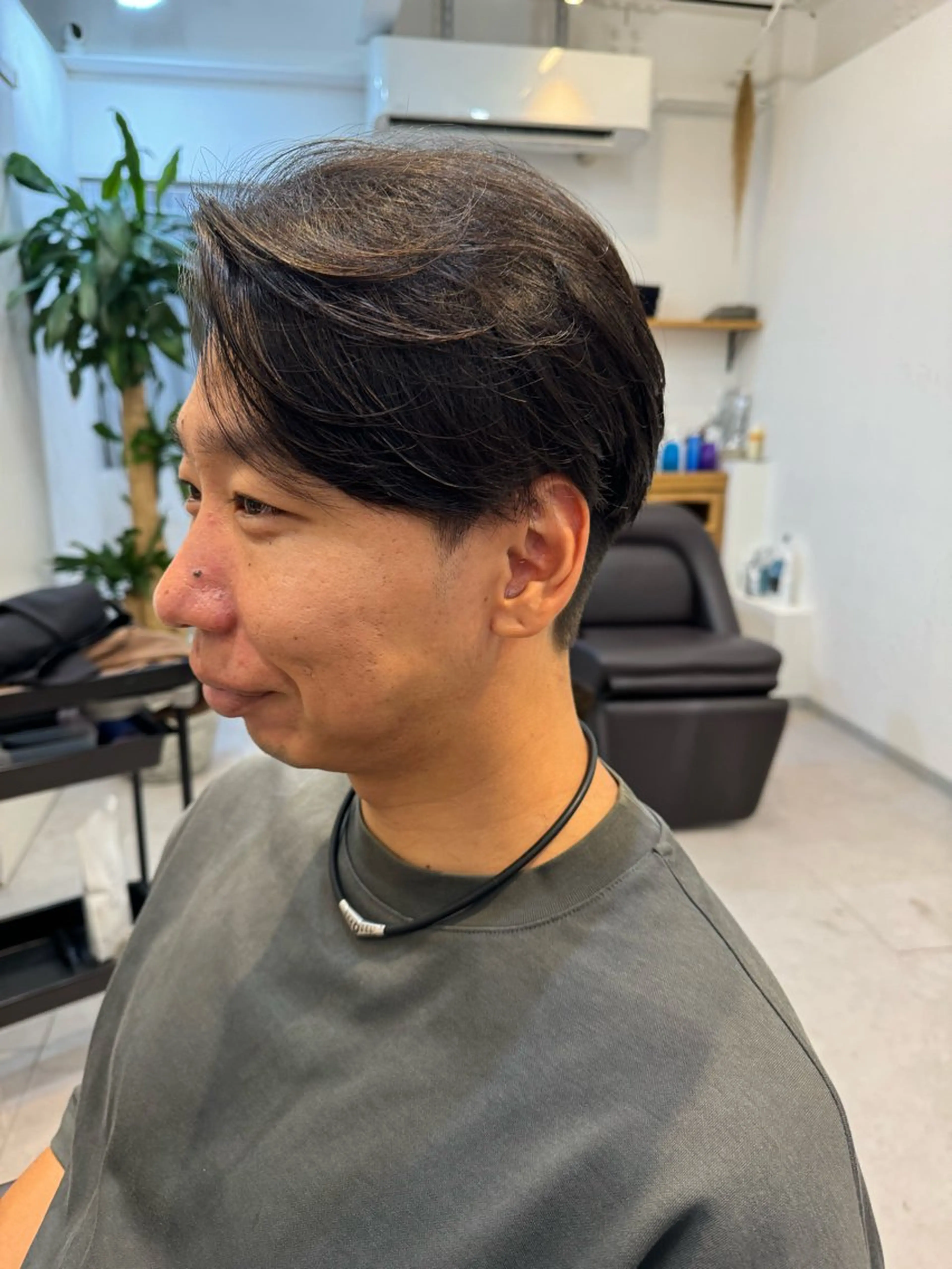 ミディアム メンズ カット 似合う髪型が 分からない方へのヘアスタイル