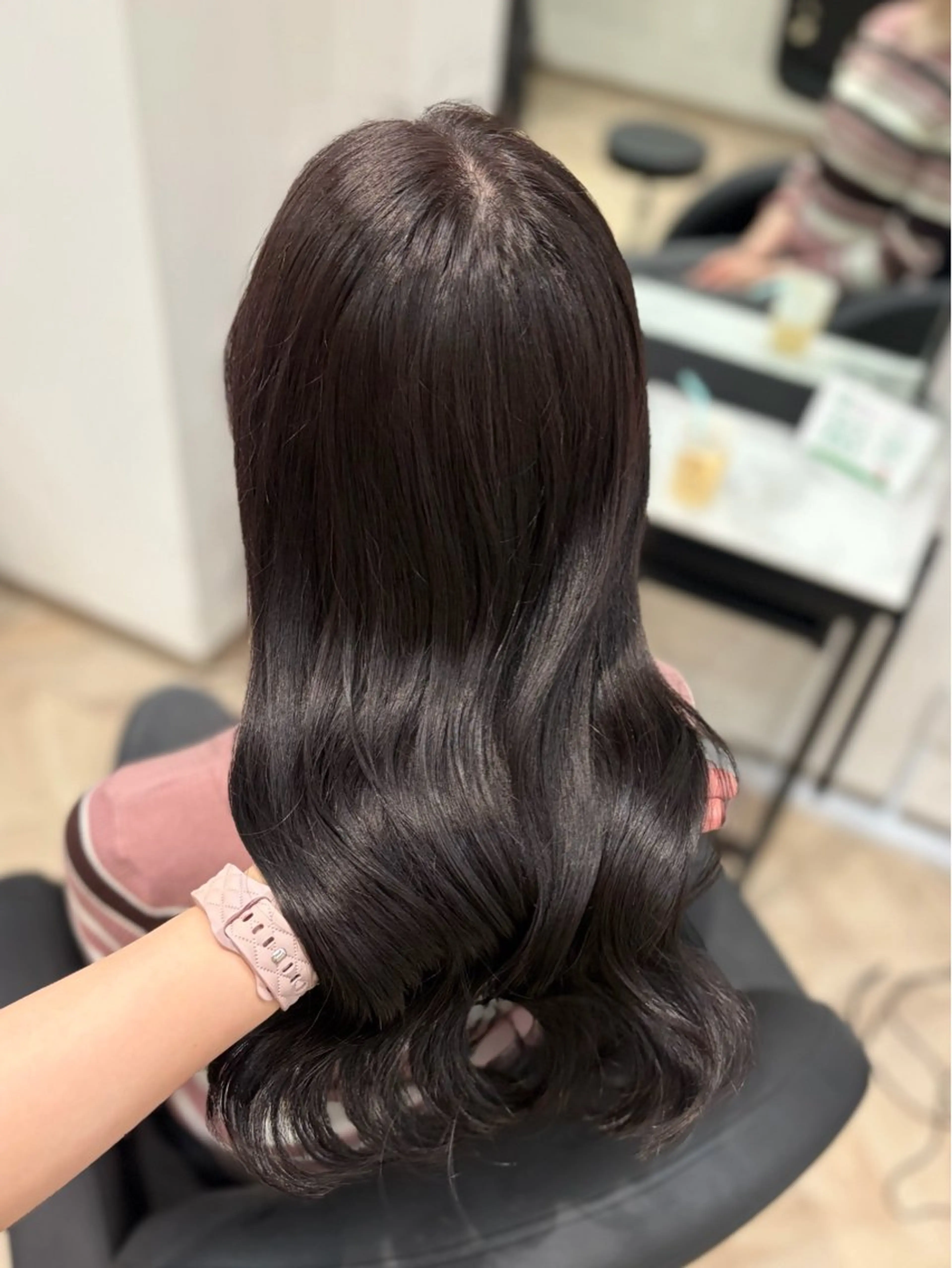 ロング カラー グレージュ ラベンダーカラー ラベンダーグレージュ ラベンダーグレー カット ヘアカラー トリートメント 𝒎𝒐𝒆🩰 名駅/ヘアメ/暖色♡のヘアスタイル