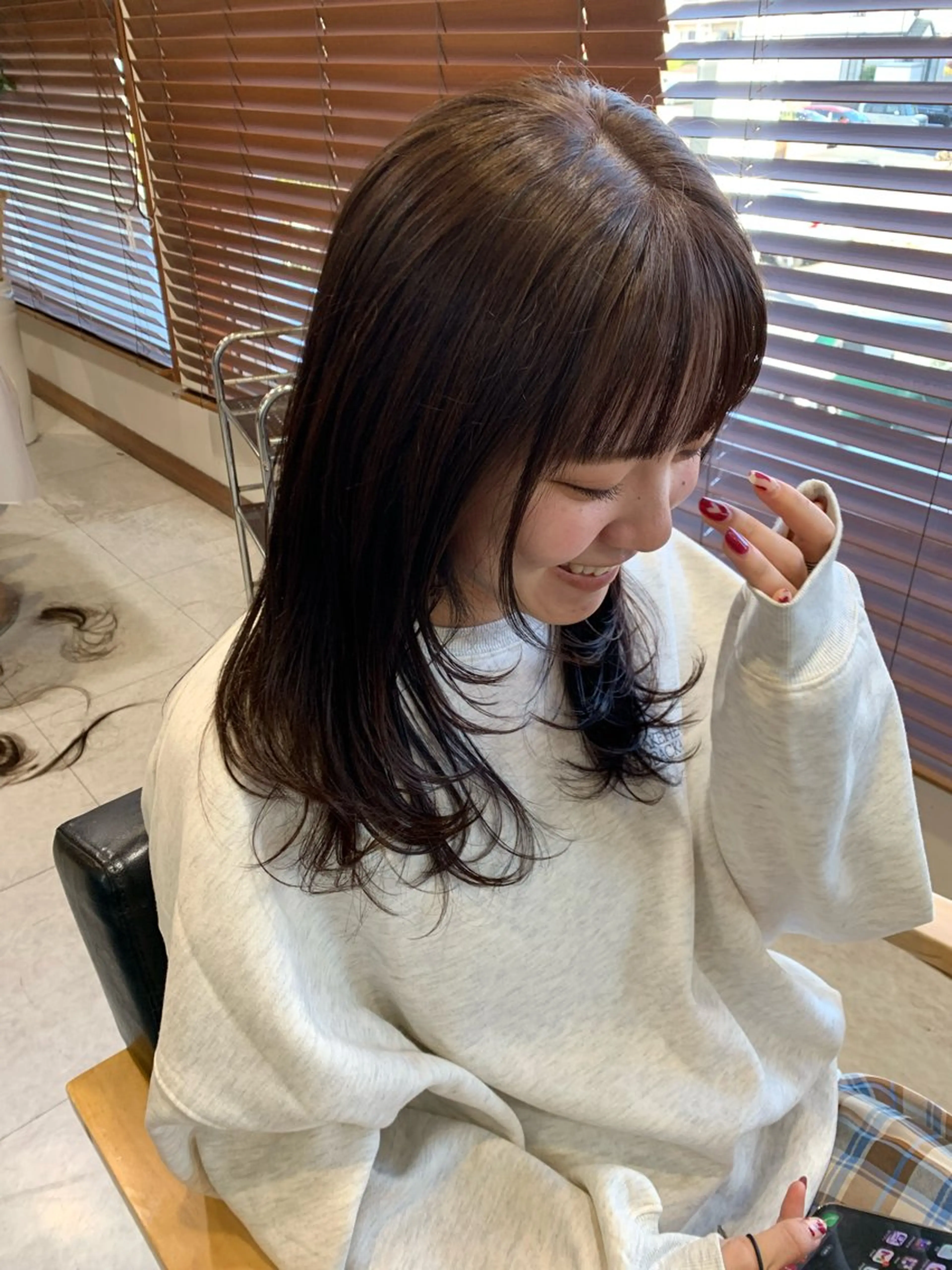 ロング カラー レイヤーカット ヴァンカウンシル春日井所属・澤田 しおりのヘアスタイル