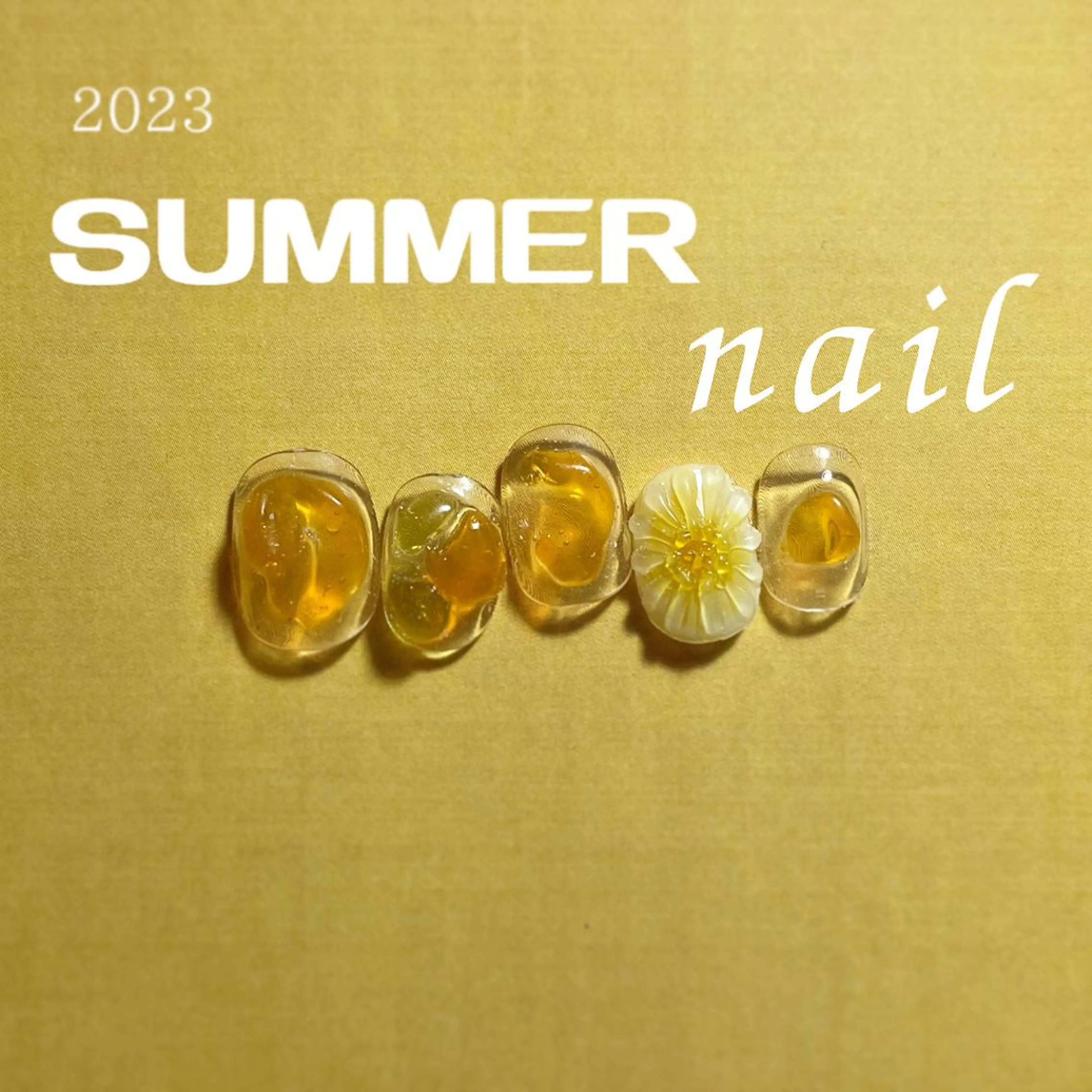 ネイル クリアネイル ぷっくりネイル 黄色 フリーランス¨̮⃝ ネイリストOKADAのネイルデザイン