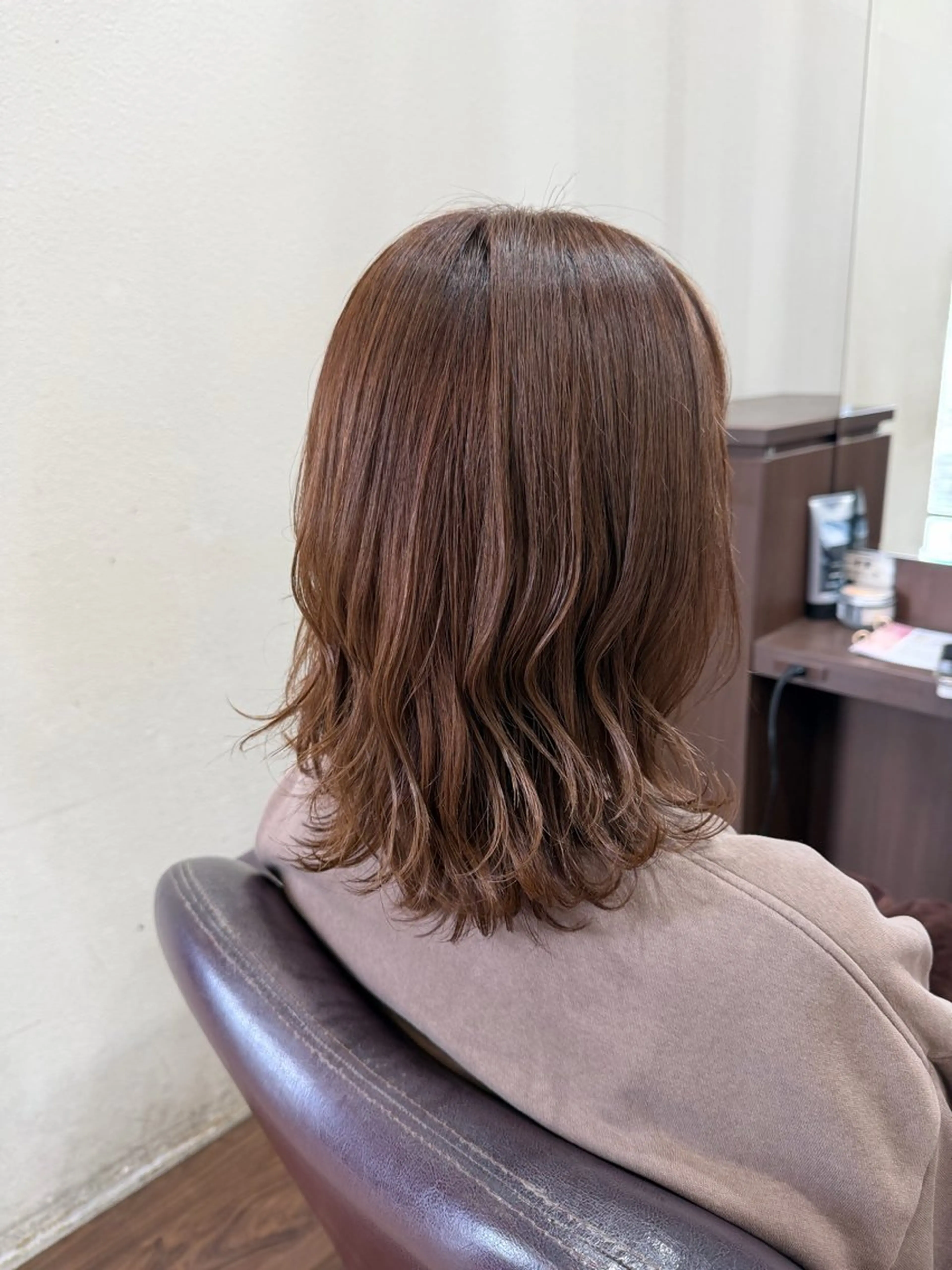 セミロング カラー ベージュカラー カット ヘアカラー 仲井 充のヘアスタイル