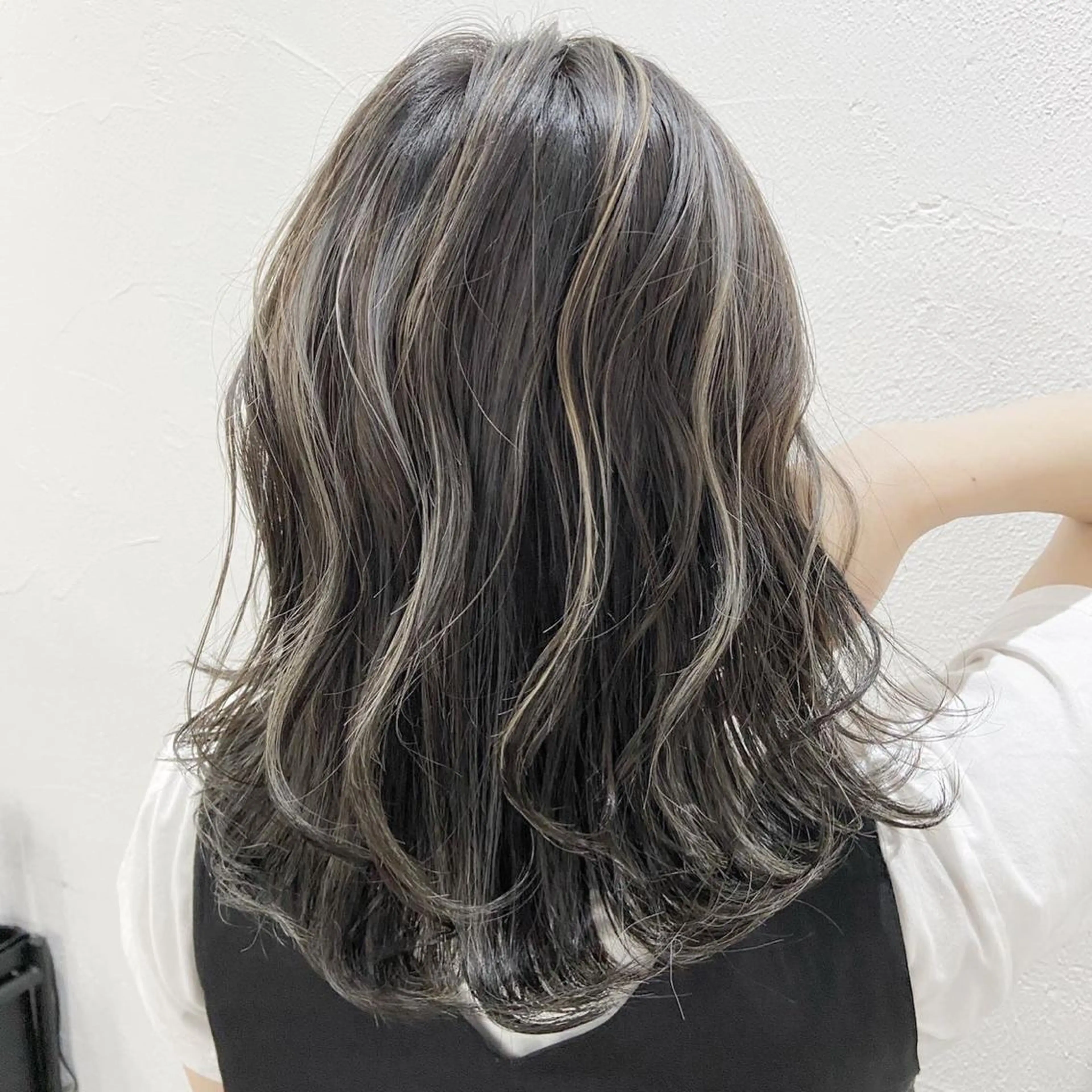 ミディアム カラー パーマ ヘアアレンジ 北間 寛哉のヘアスタイル