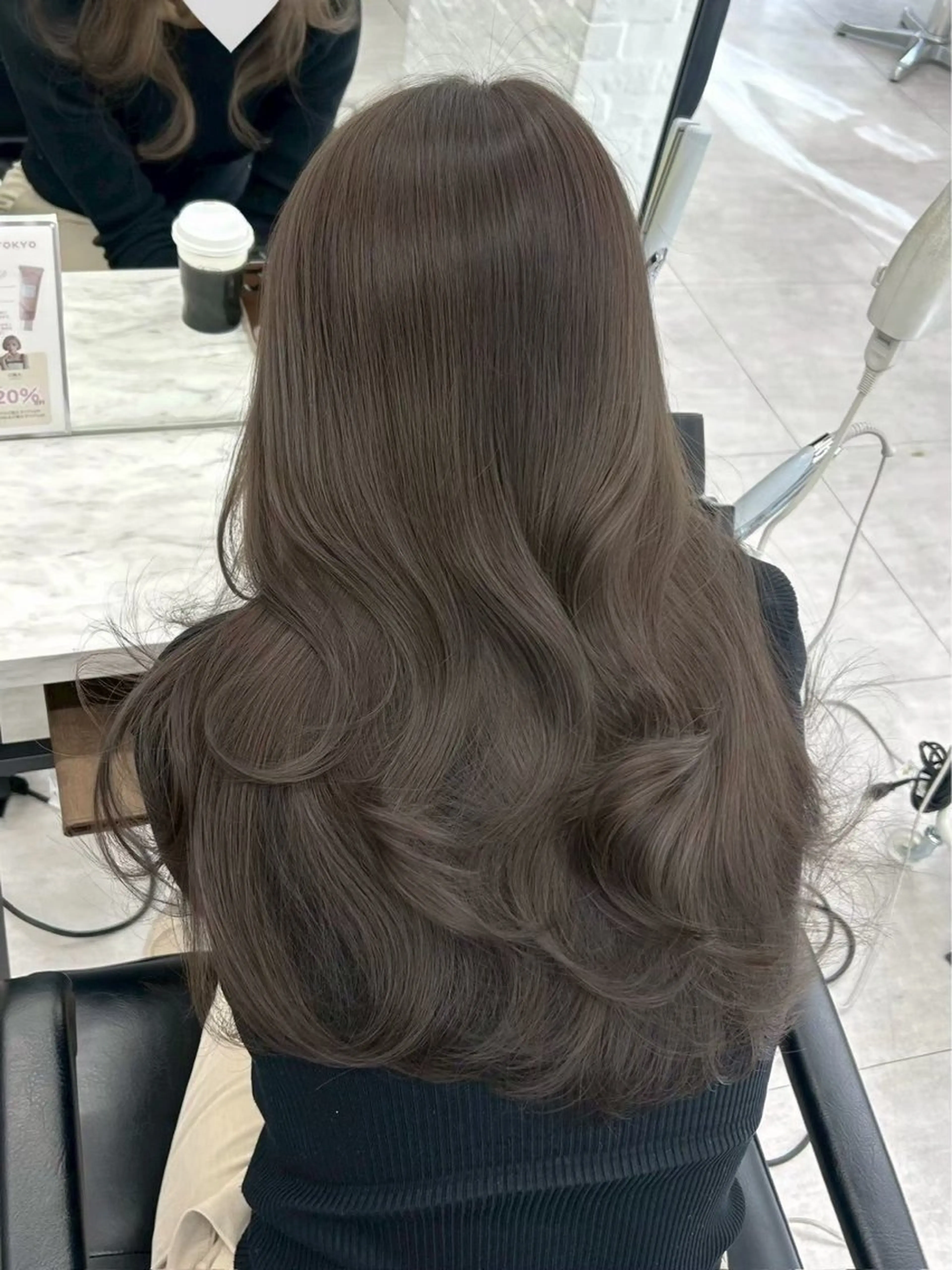 ロング ヘアカラー なつき🎀韓国 styleのヘアスタイル