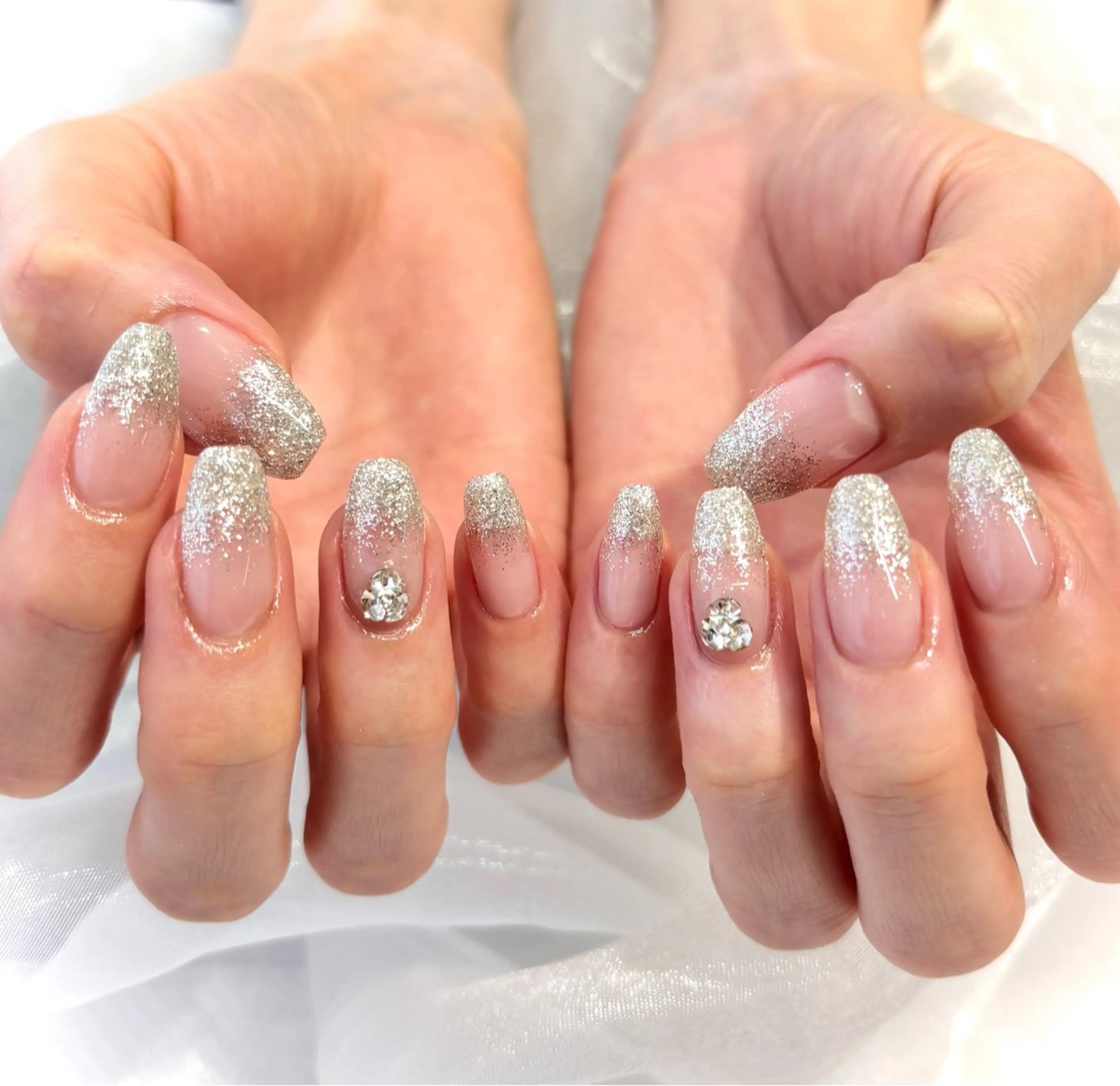 ネイル ハンドネイル 橋元 珠梨のネイルデザイン