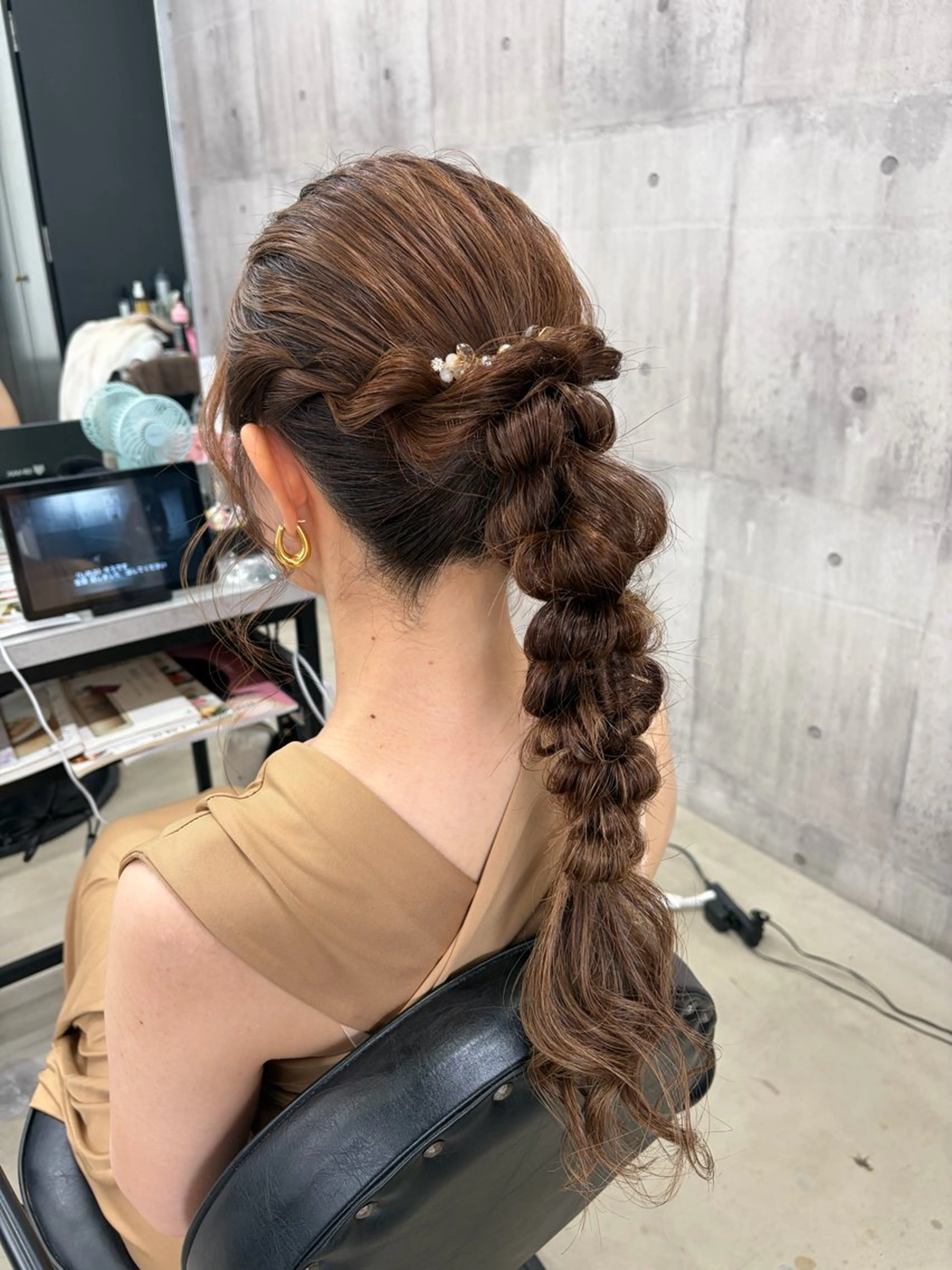 ロング ヘアアレンジ ポニーテール 結婚式・ブライダル ヘアセット LUXBE LUCE ひなののヘアスタイル