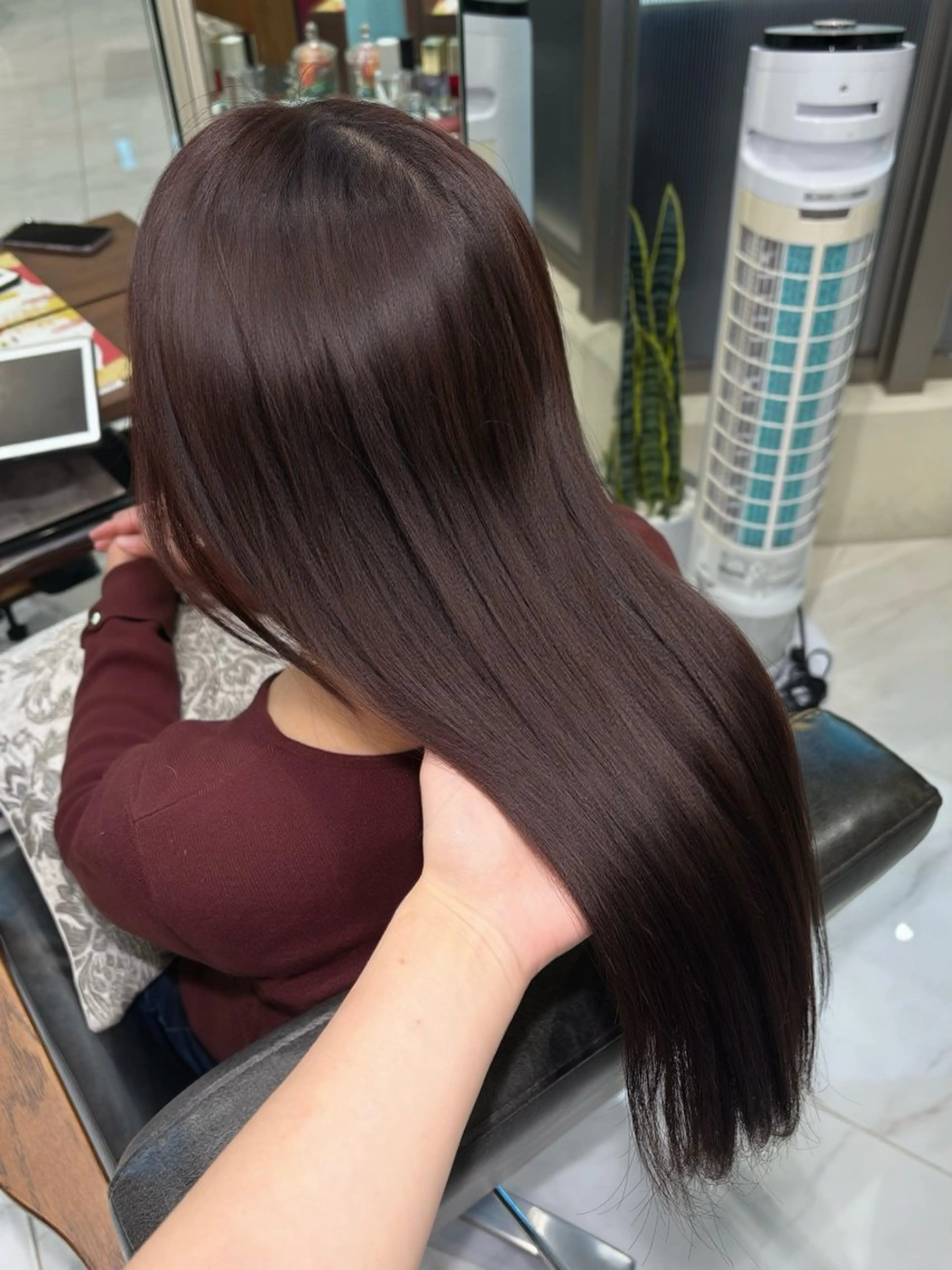 ロング カラー ブリーチ ブラウンカラー ブリーチなしカラー ピンクカラー ピンクブラウン momo🍑/顔周り カット指名No.1のヘアスタイル