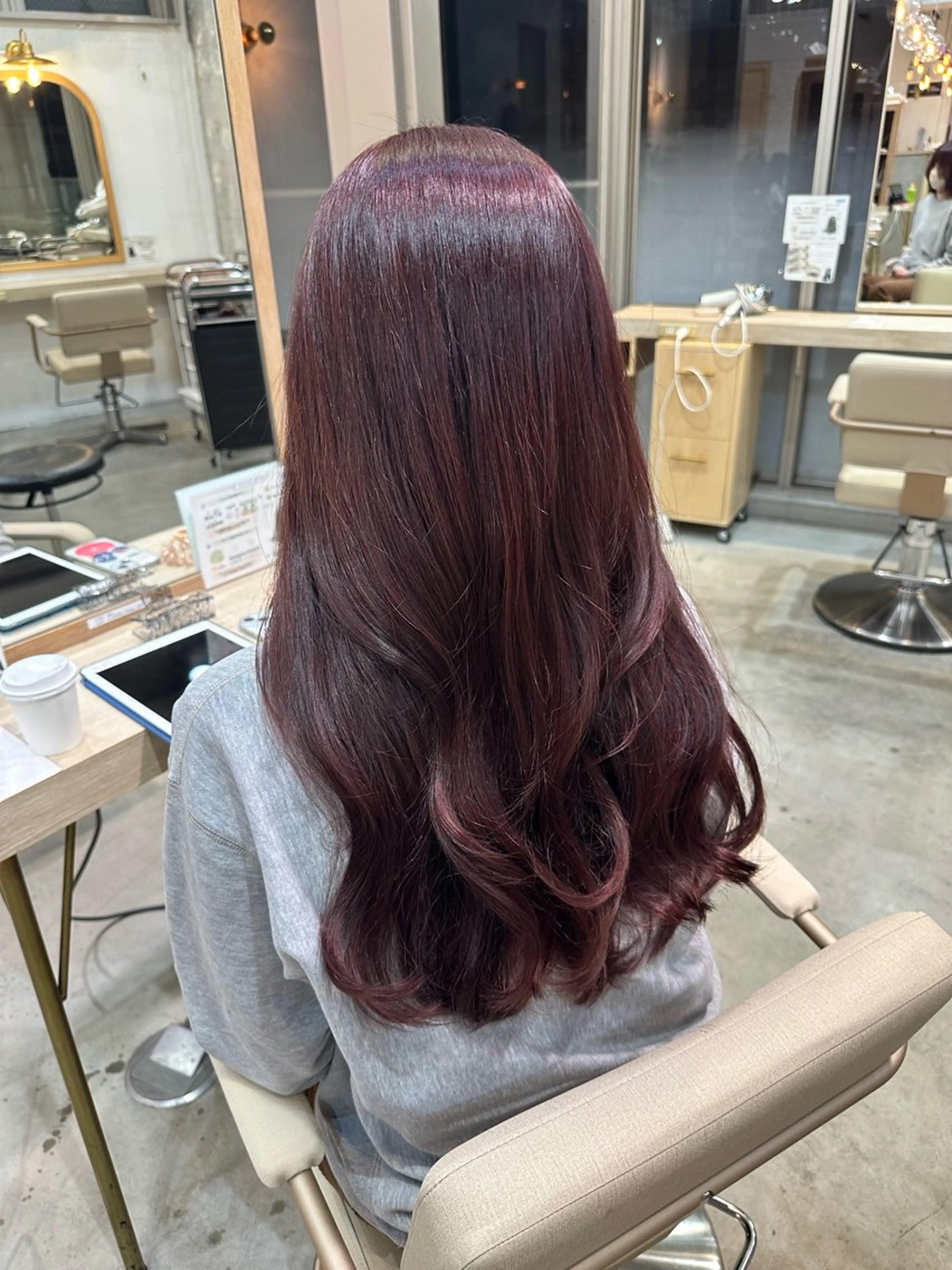 ロング ヘアカラー トリートメント 𝐑𝐮𝐧𝐚 🩵のヘアスタイル