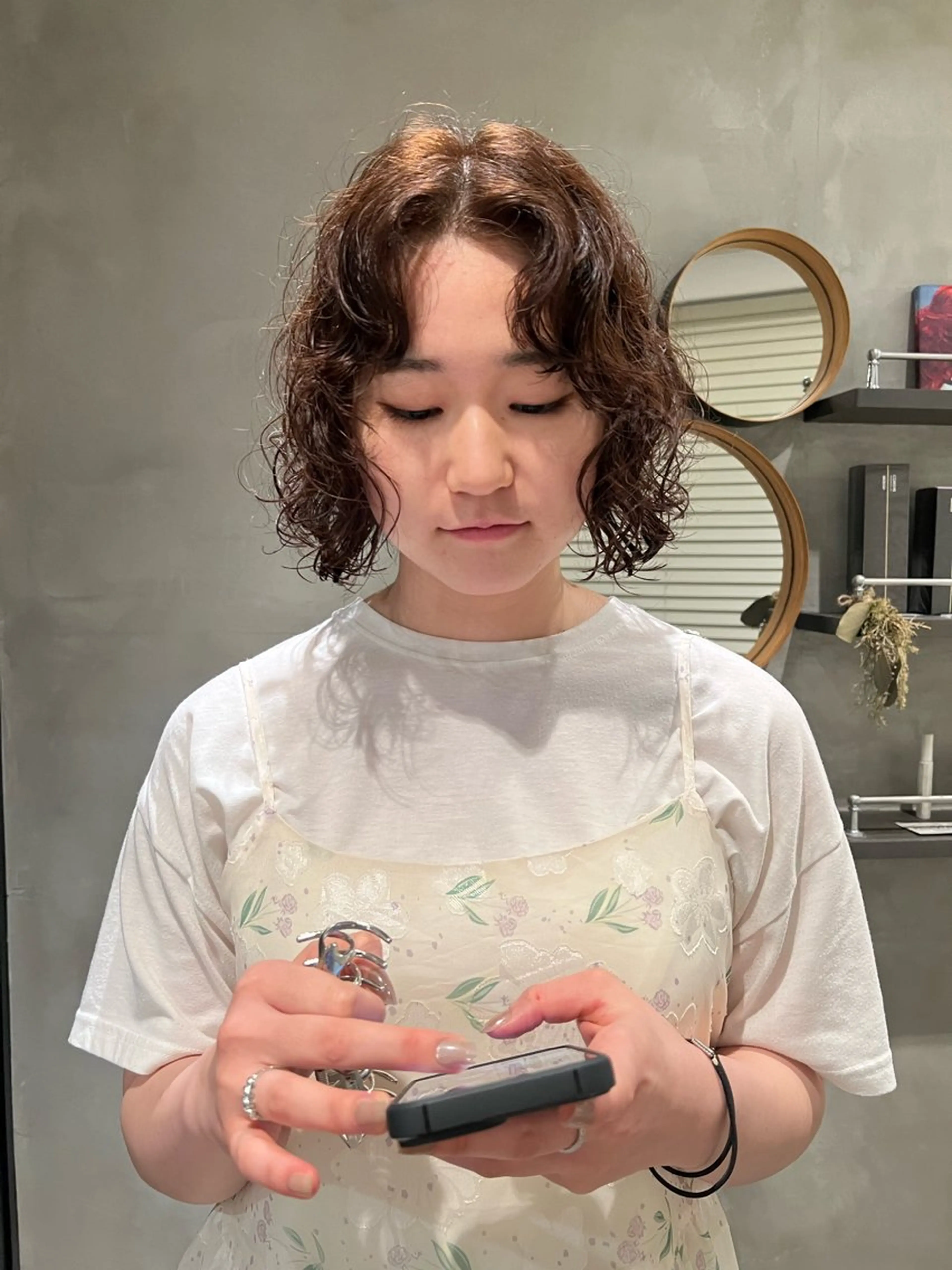 ショート カラー パーマ カット パーマ トリートメント アンニュイヘア🪽 ayumiのヘアスタイル